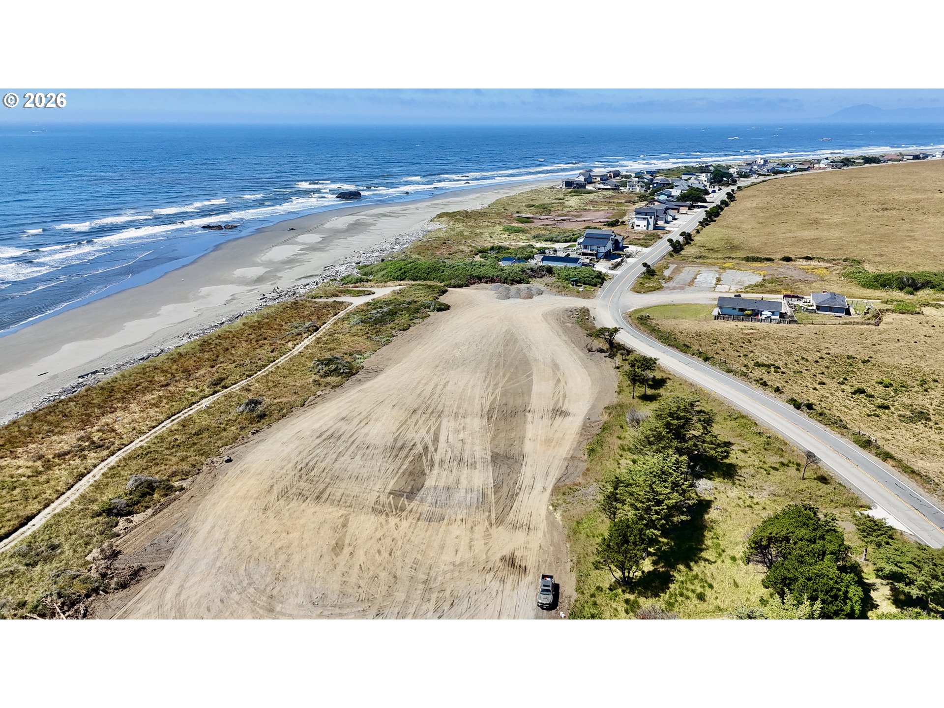 900 Old Coast Rd 4 Property Photo 2