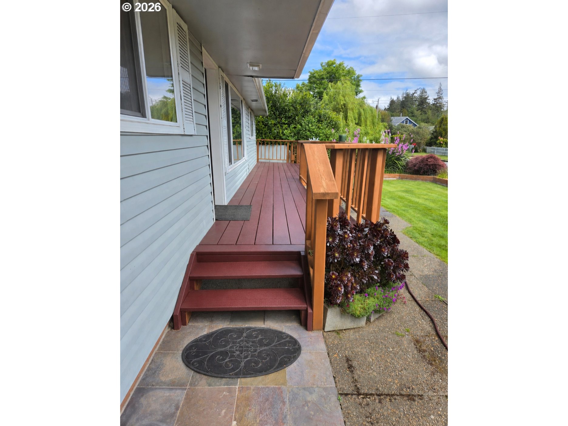 3330 Chester St Property Photo 3