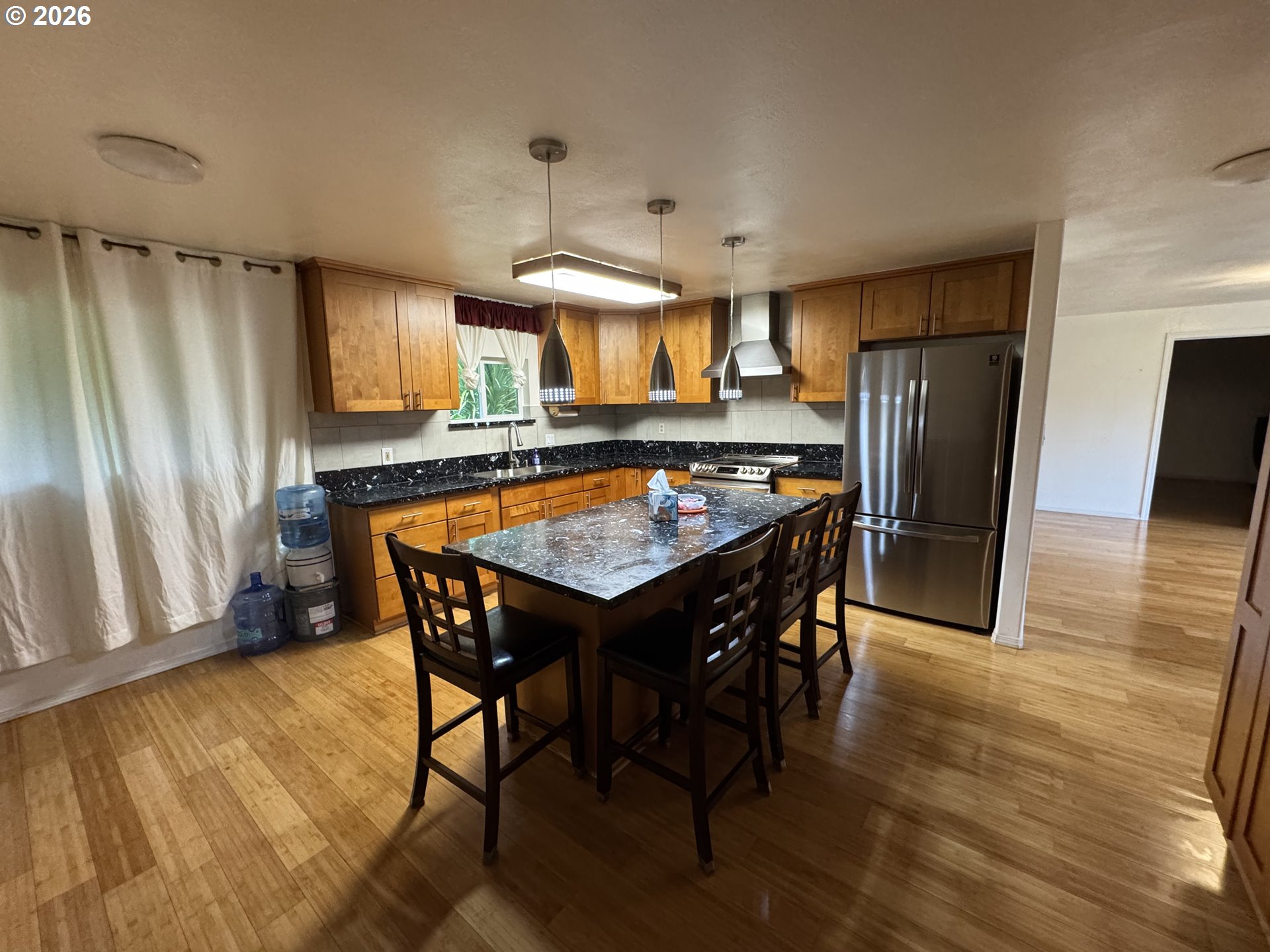 3330 Chester St Property Photo 10