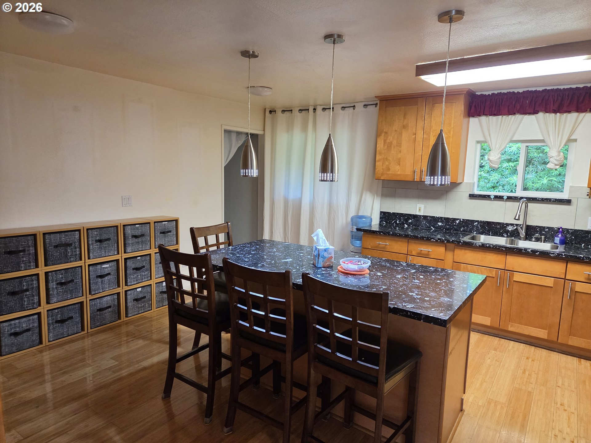 3330 Chester St Property Photo 11