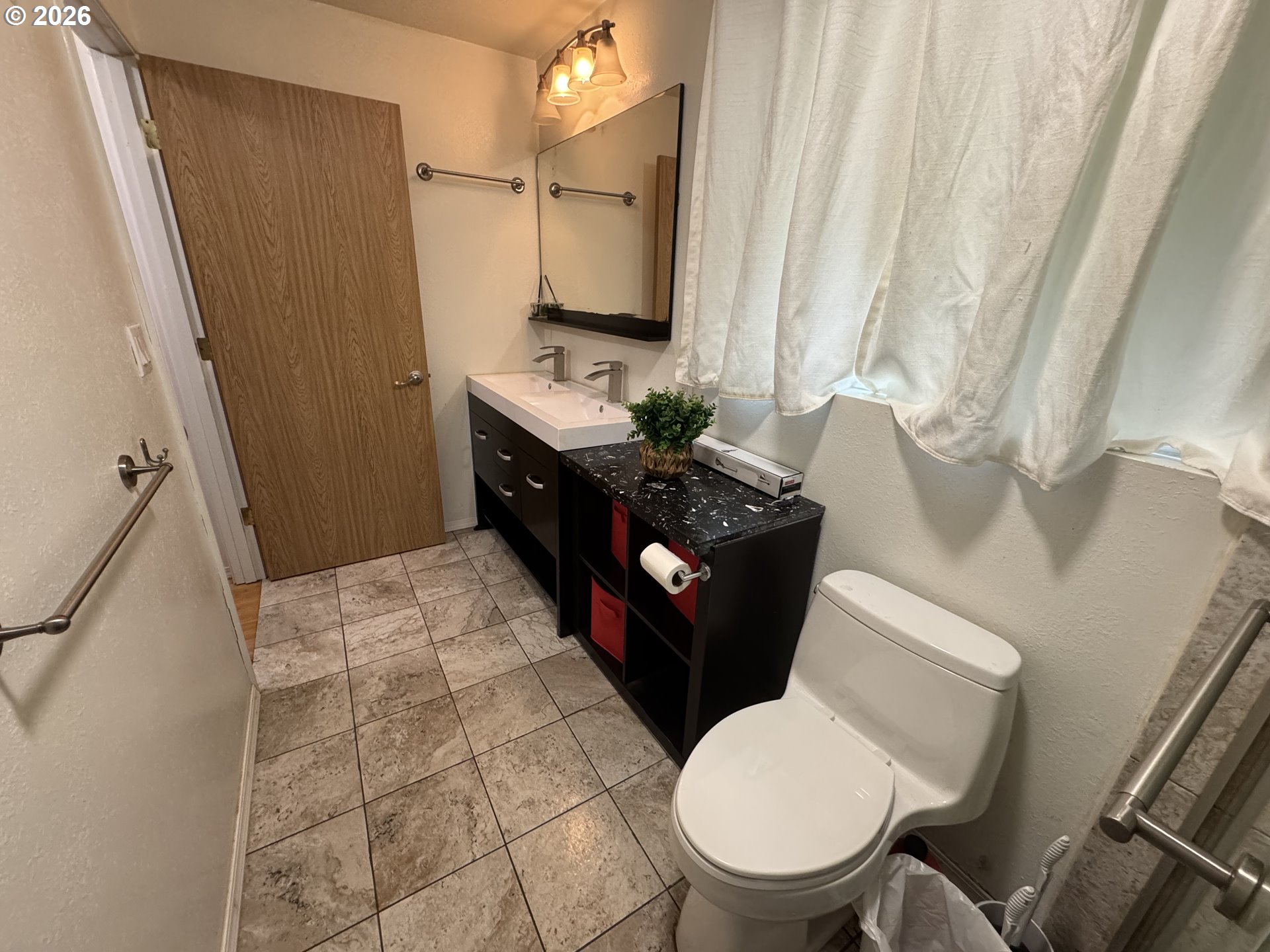 3330 Chester St Property Photo 17