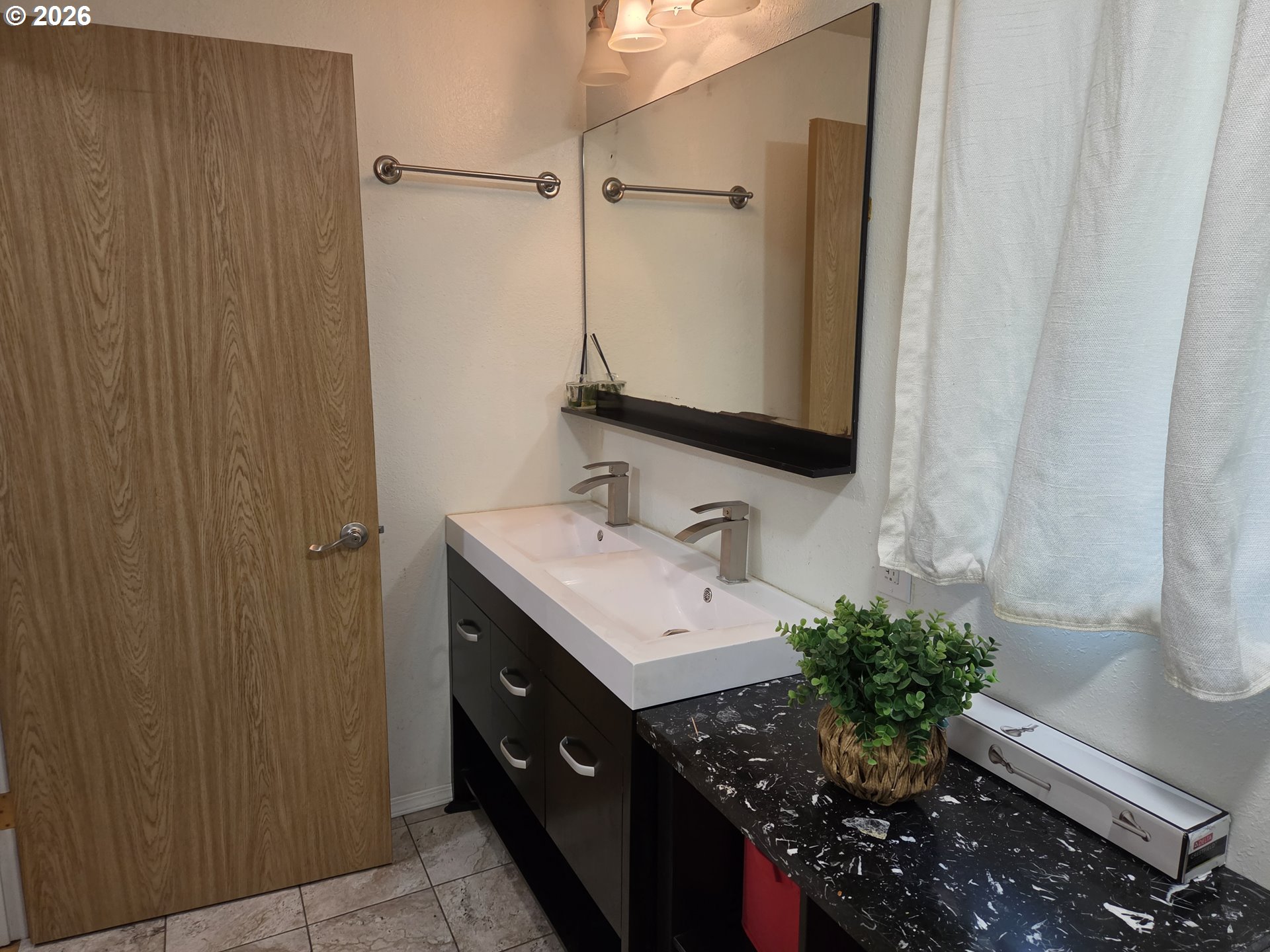 3330 Chester St Property Photo 18
