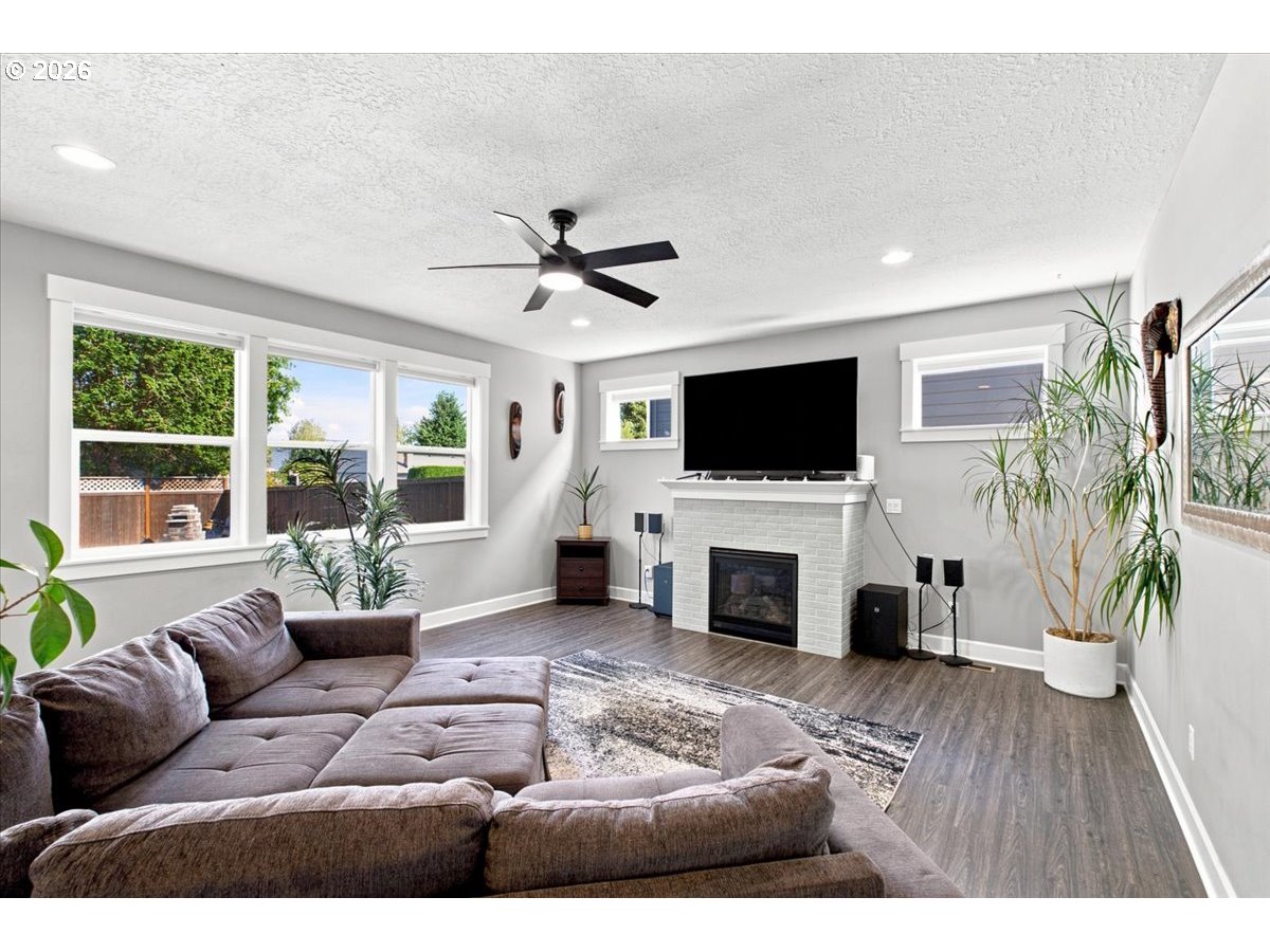 5840 Benevan Ct Property Photo 12