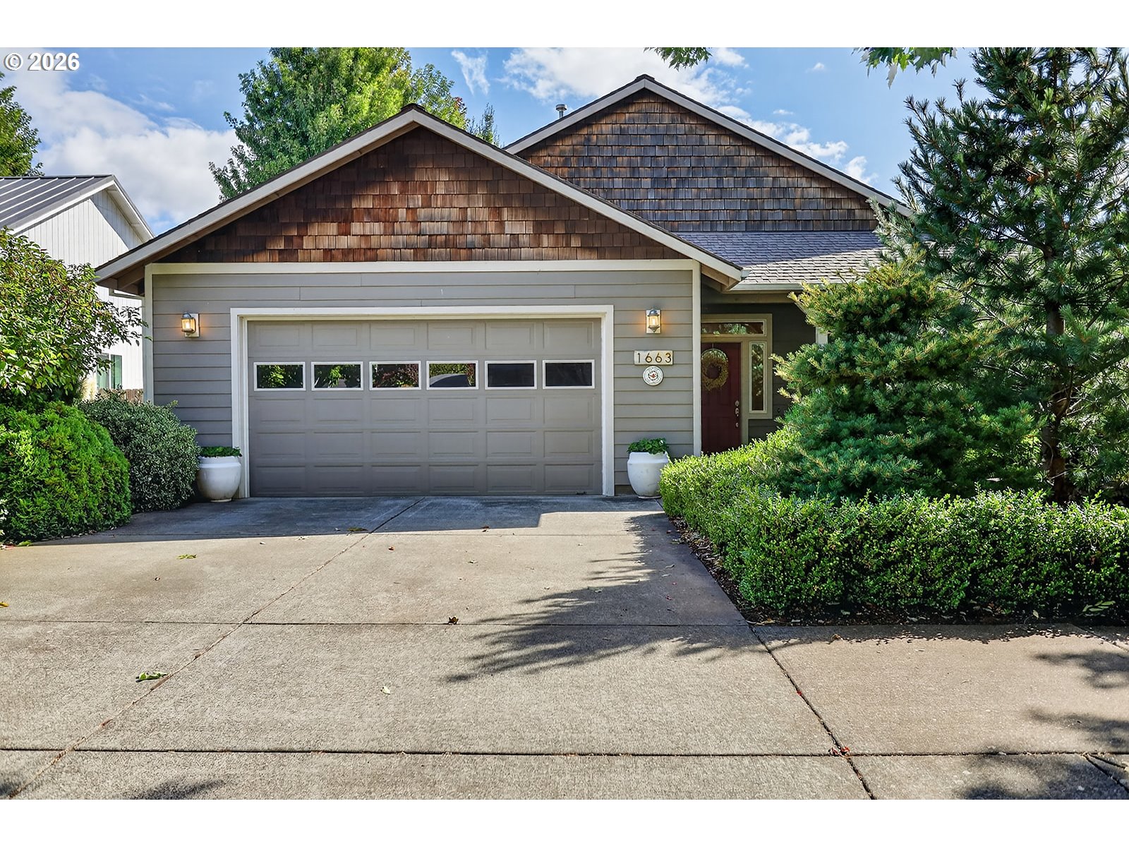 1663 5th St Property Photo 1
