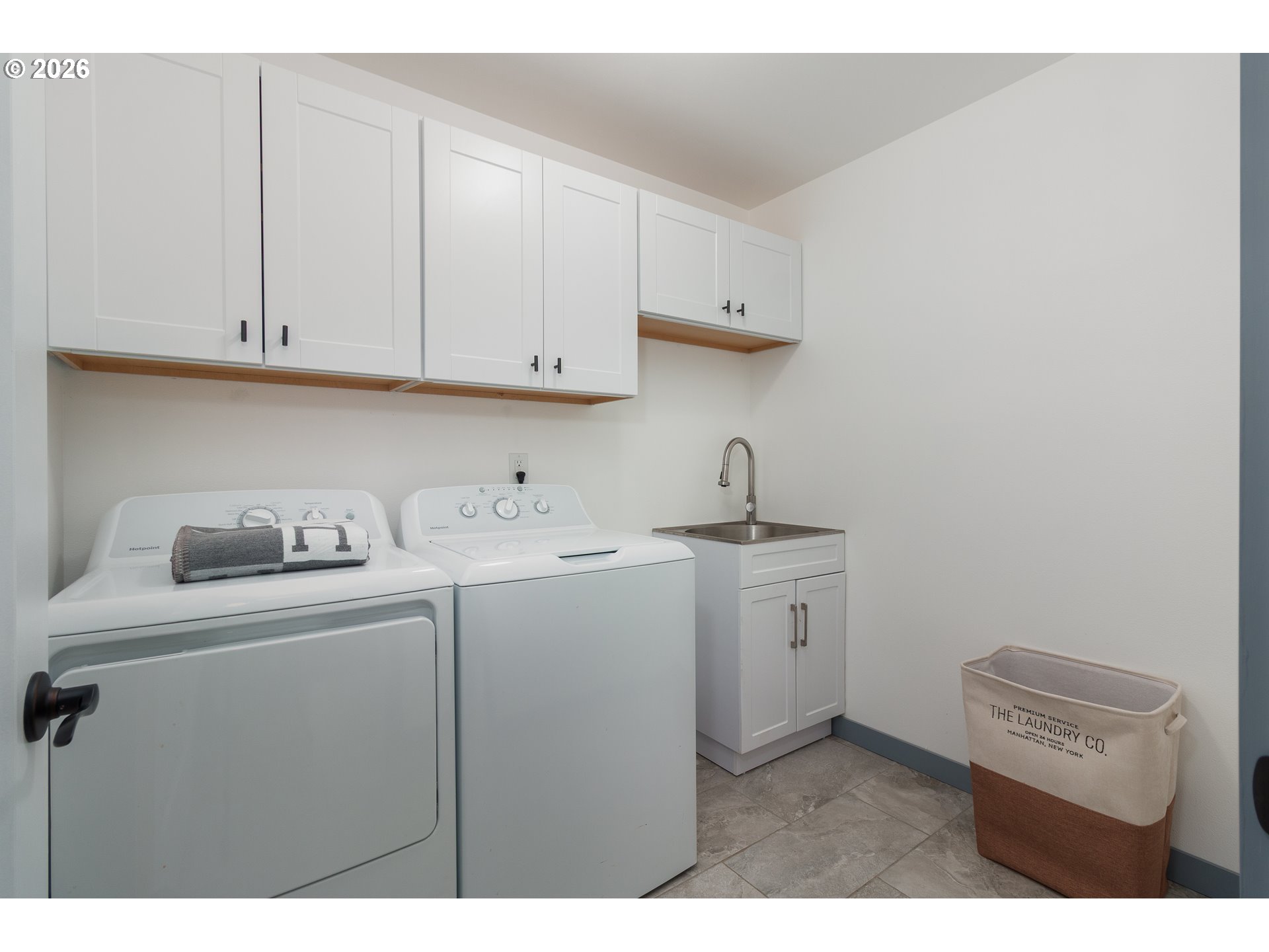 7300 Valley View Dr Property Photo 11