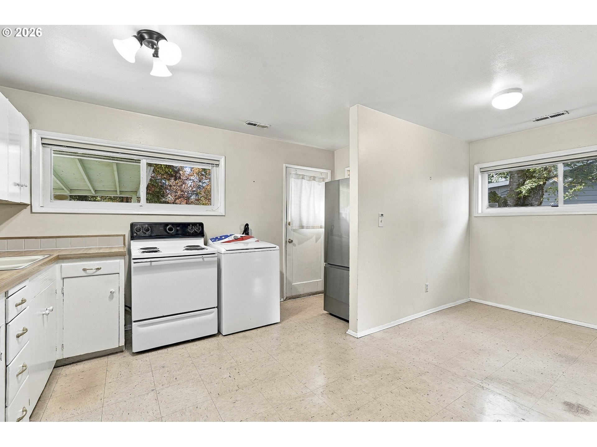 12508 Ne Multnomah St Property Photo 8