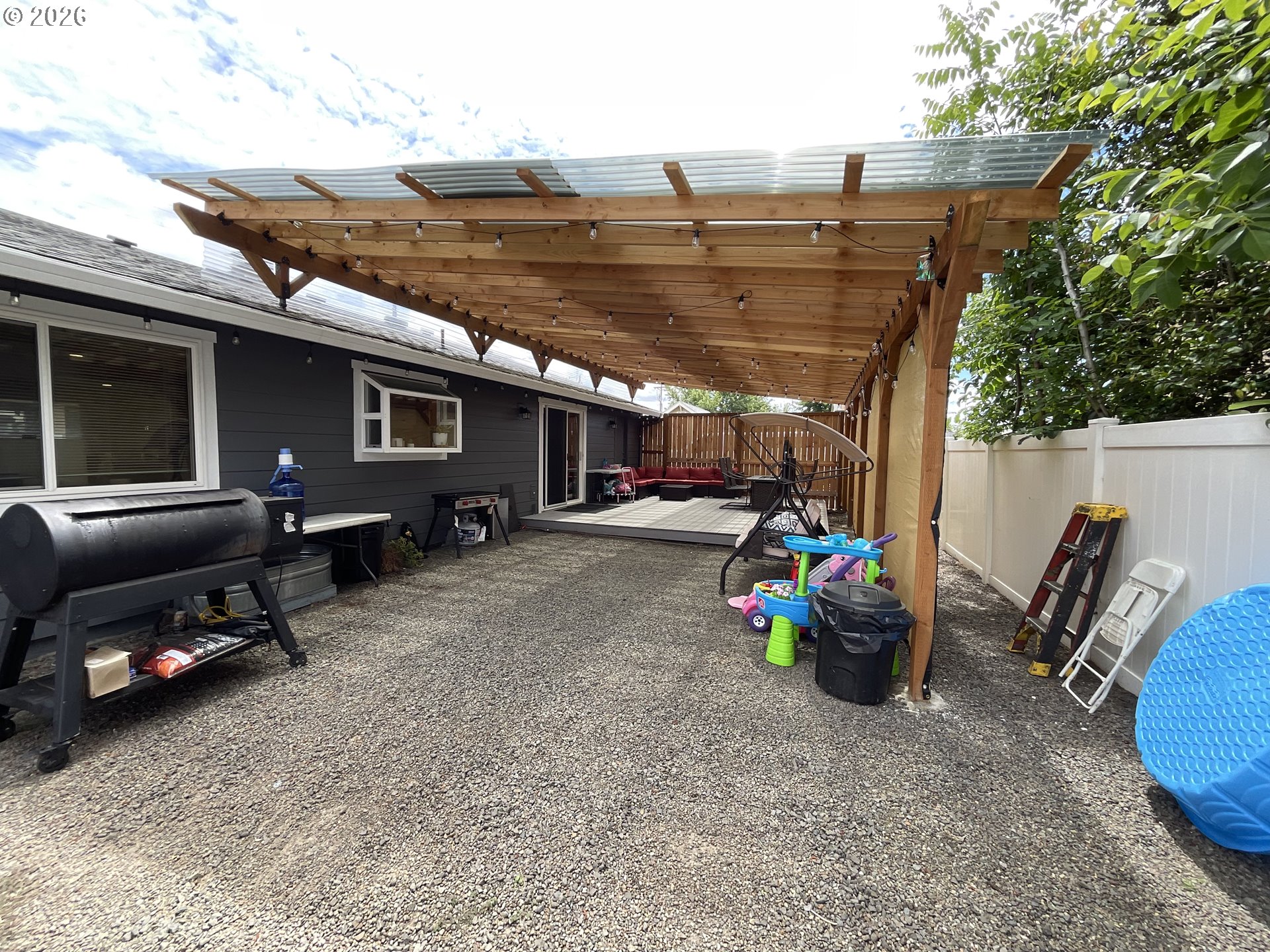 223 N 13th Ave Property Photo 35