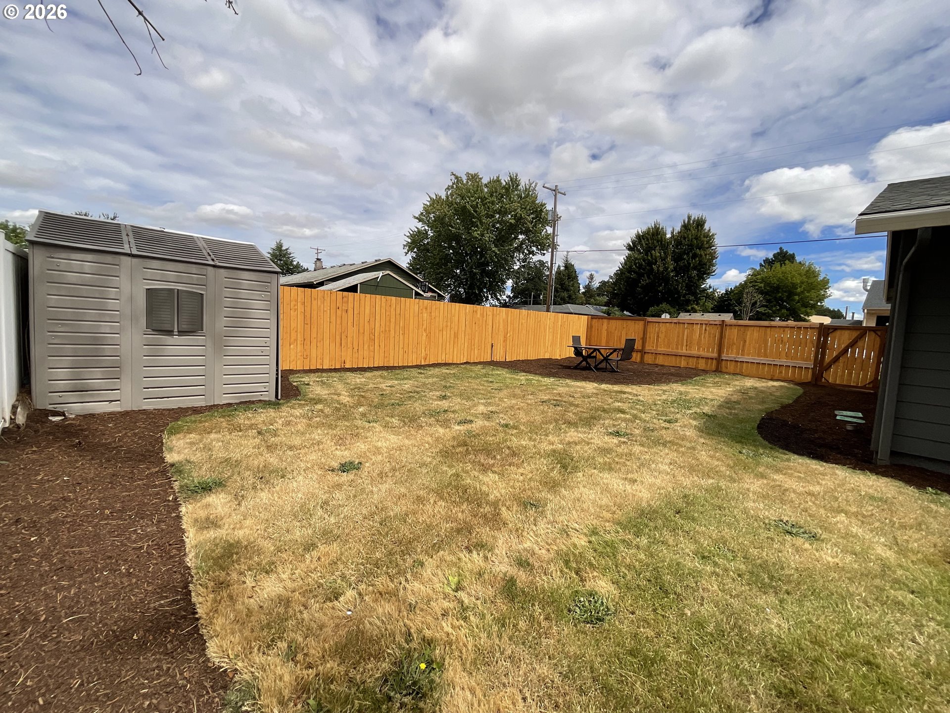 223 N 13th Ave Property Photo 37