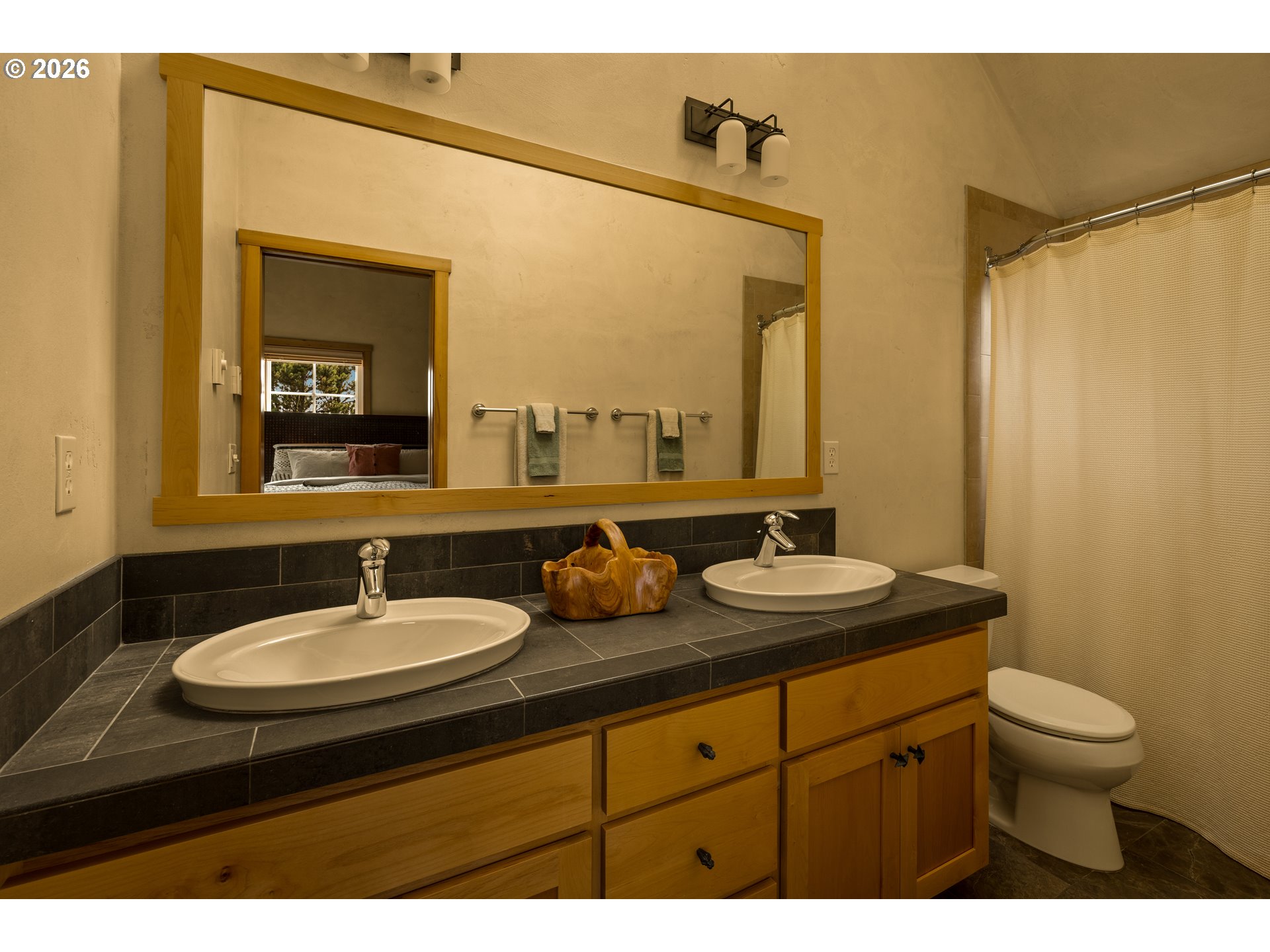 6260 Beachcomber Ln Property Photo 28