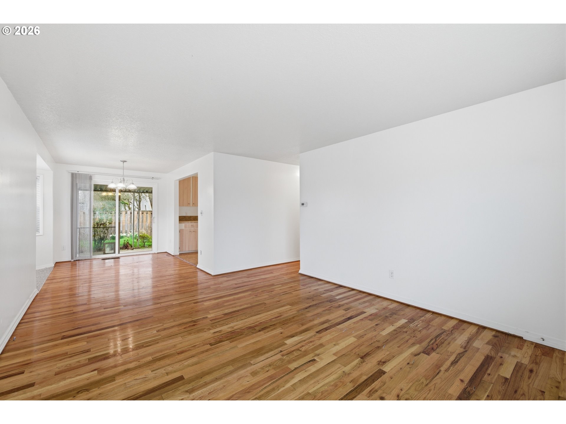 1390 Astor Way Property Photo 5