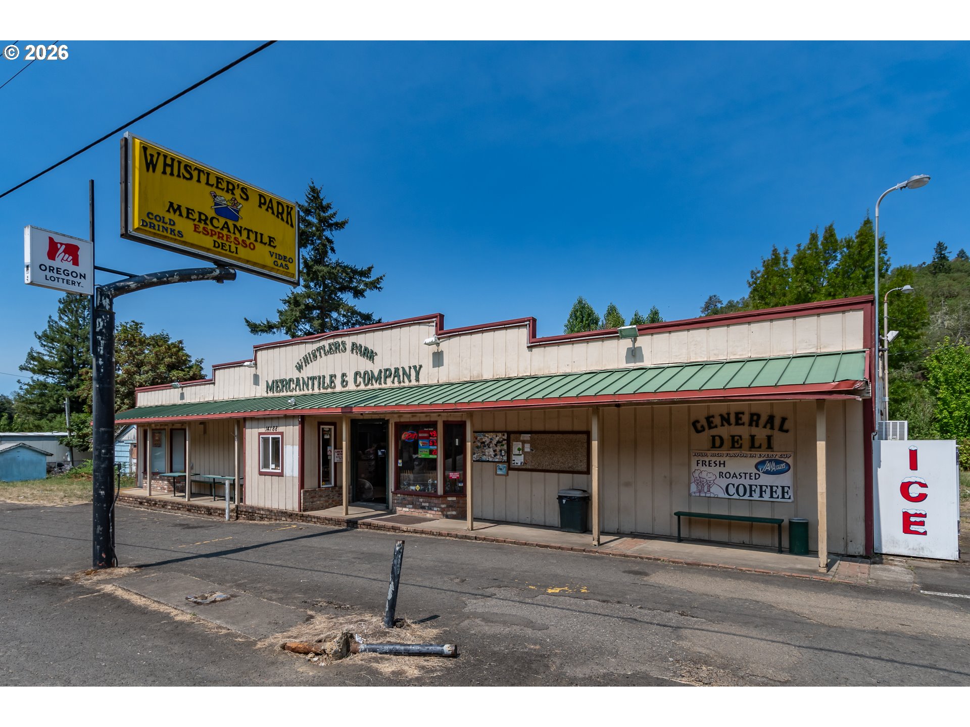 14190 N Umpqua Hwy Property Photo 1