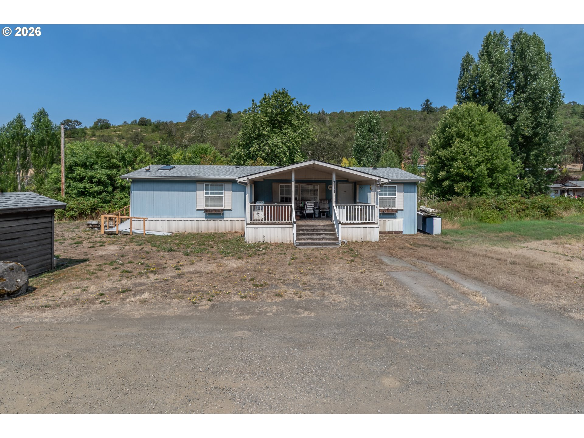 14190 N Umpqua Hwy Property Photo 4