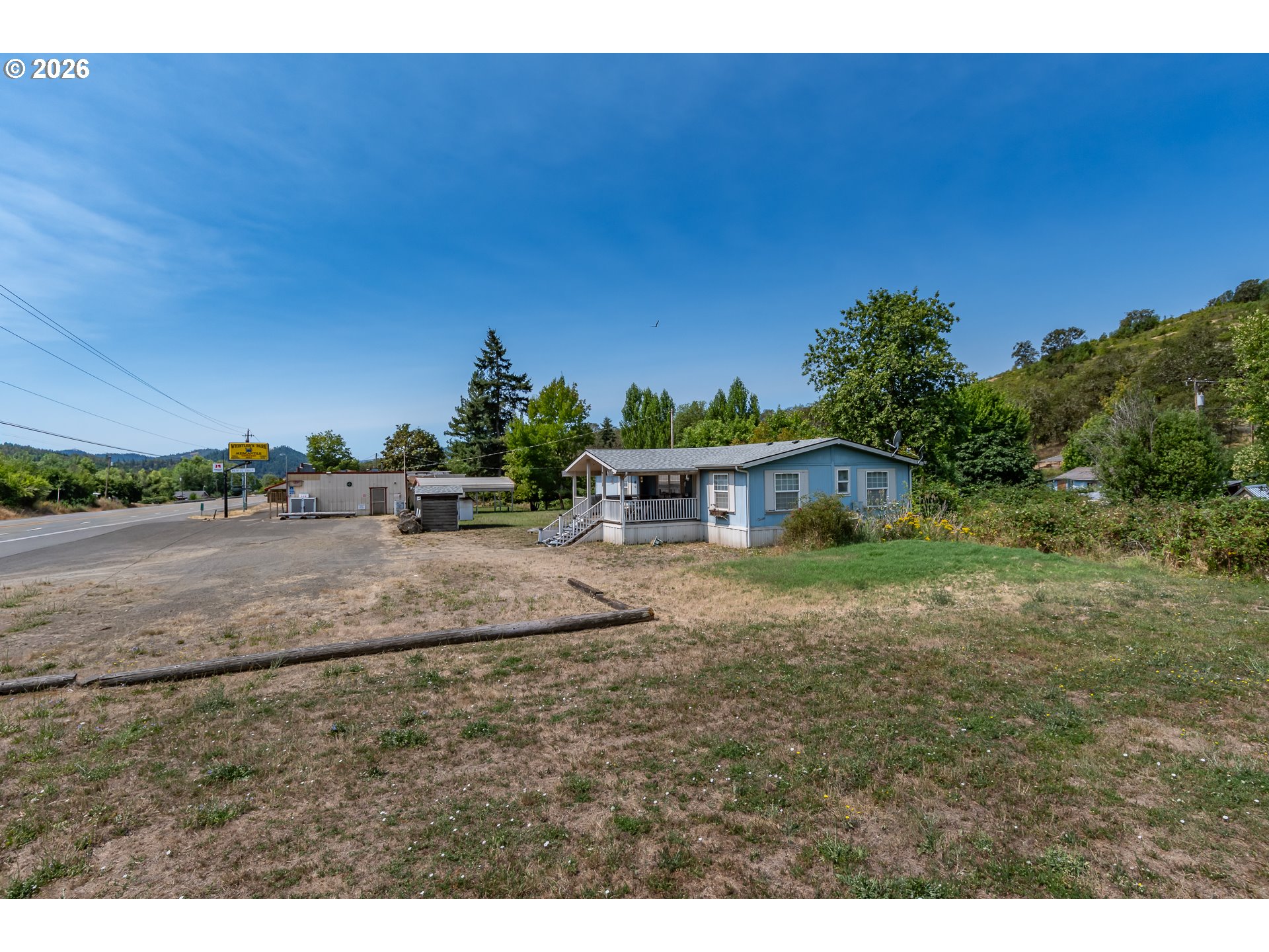 14190 N Umpqua Hwy Property Photo 5