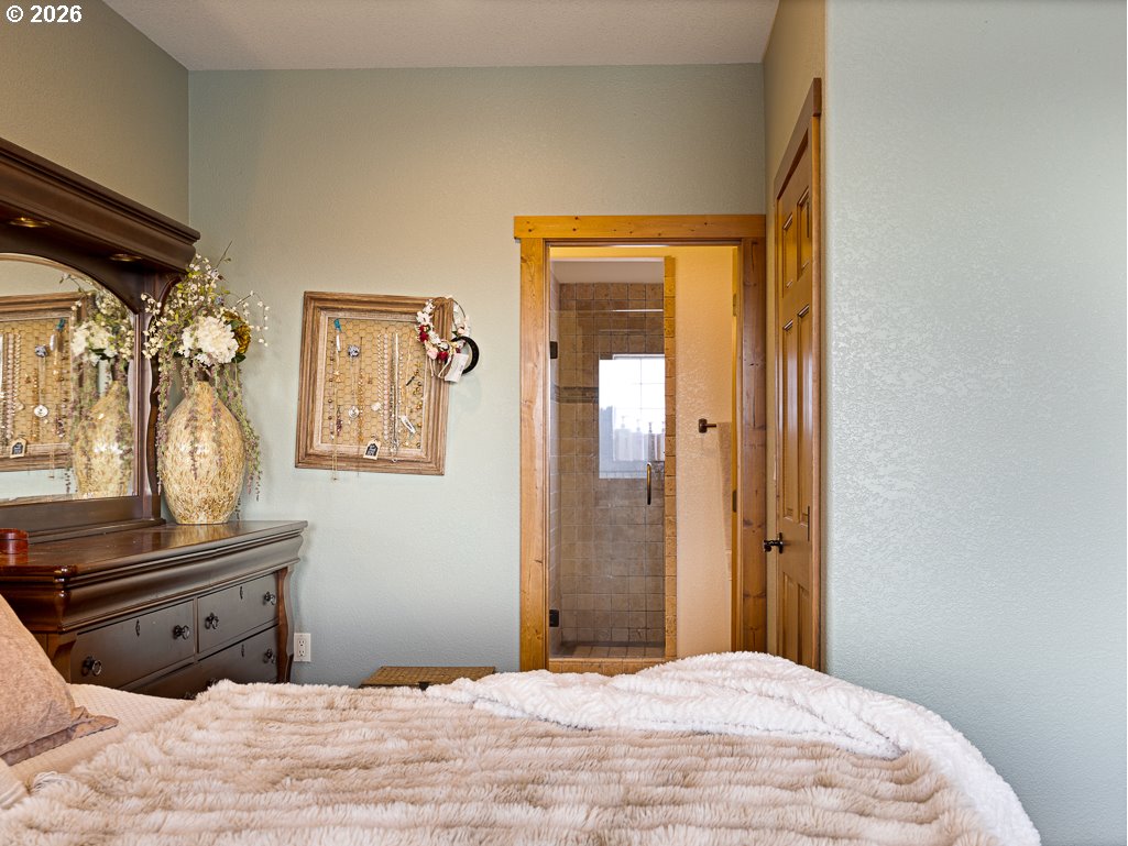4728 Coopers Hawk Rd Property Photo 14