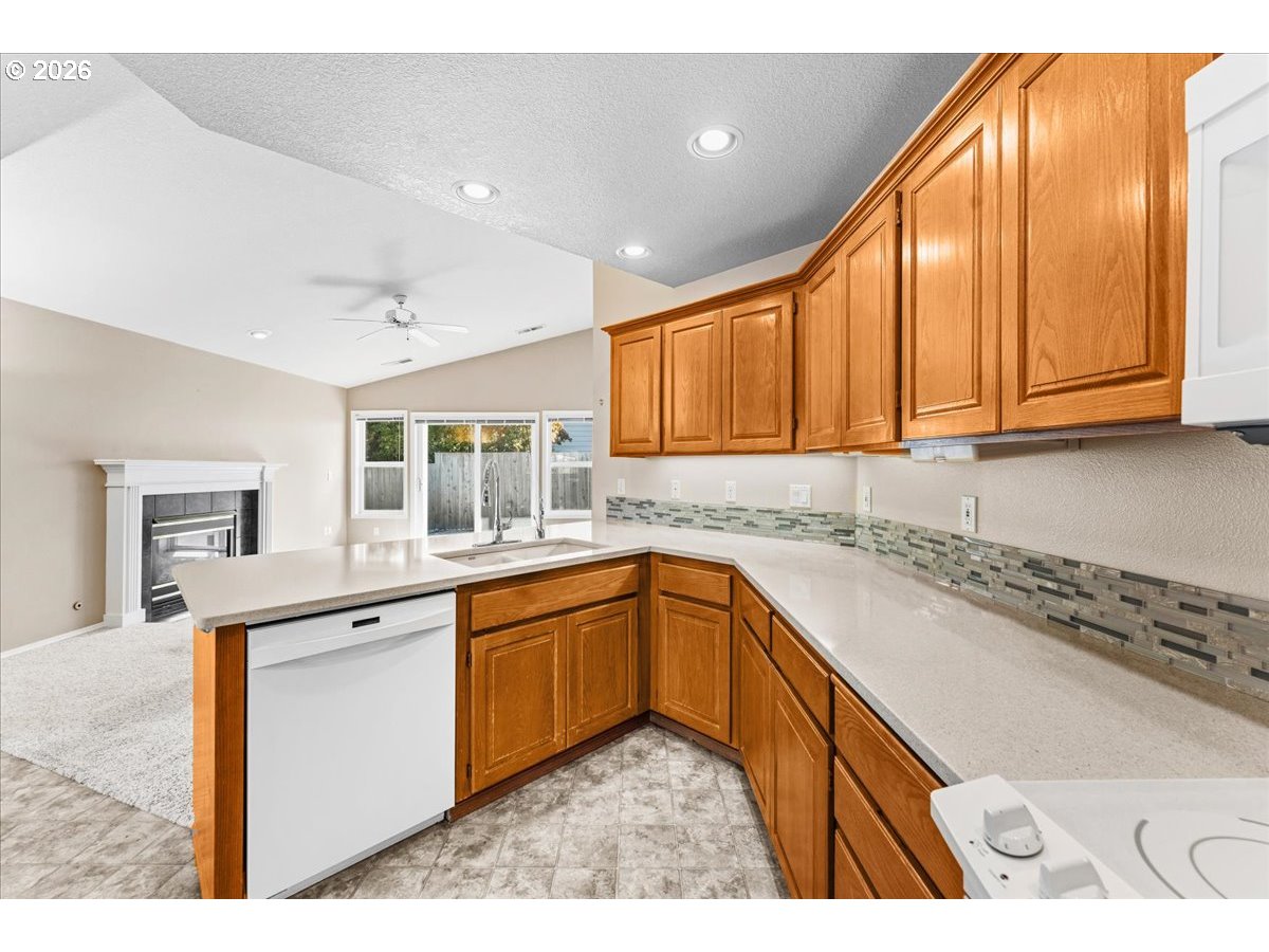16677 Sw Jordan Way Property Photo 12