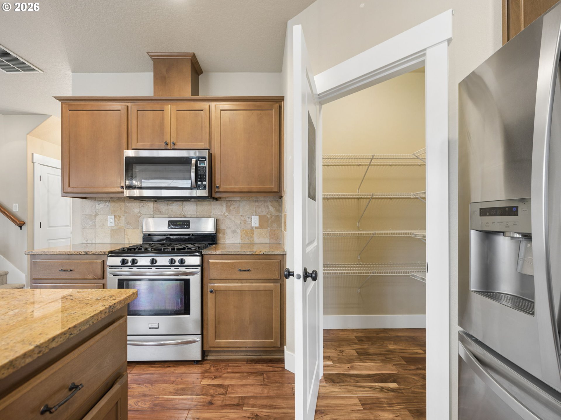 40189 Laurel St Property Photo 13