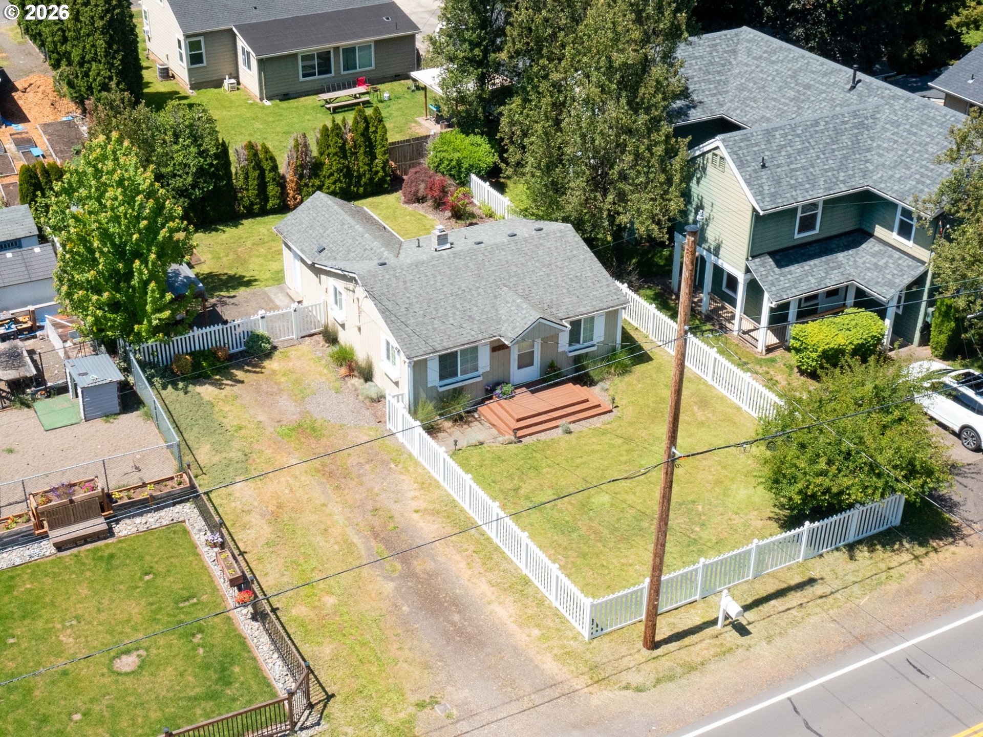 209 Ne 192nd Ave Property Photo 41