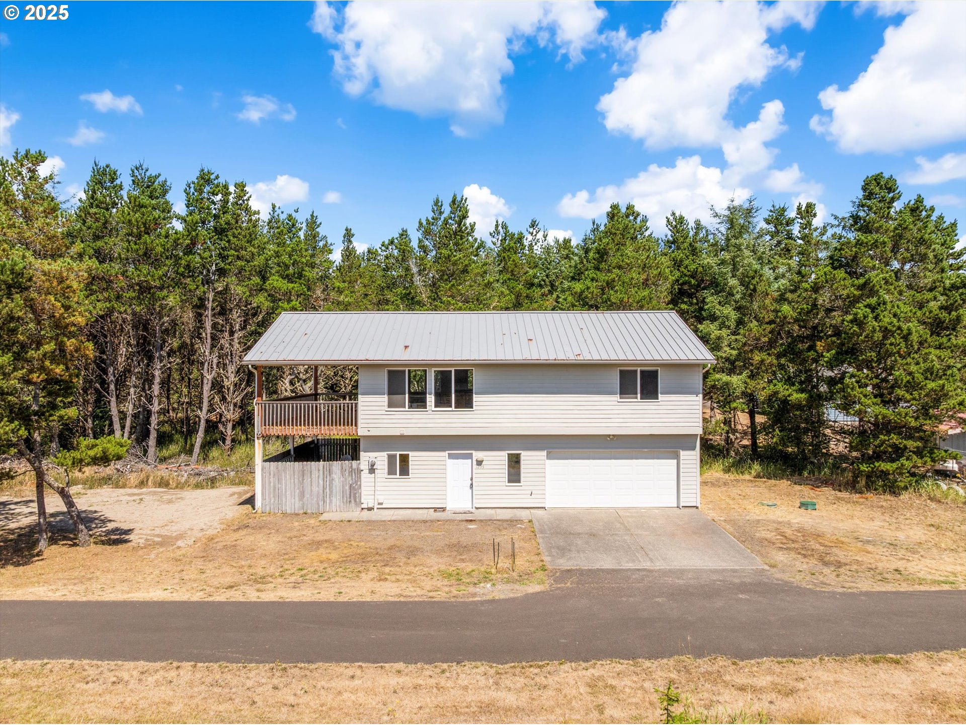 1205 116th Ln Property Photo 1