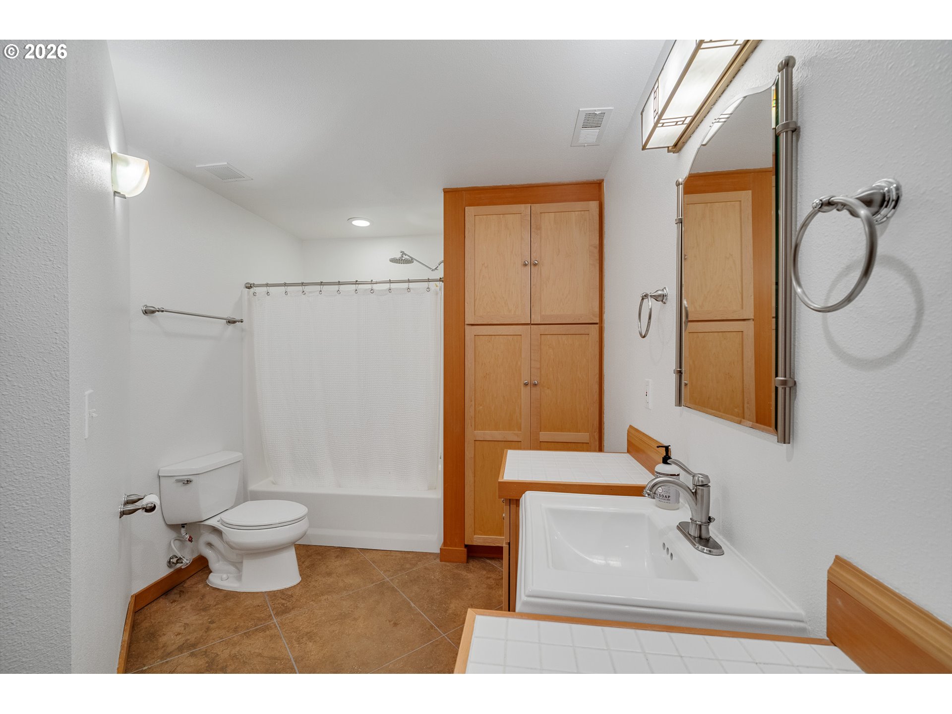 520 Avalon Way Property Photo 38