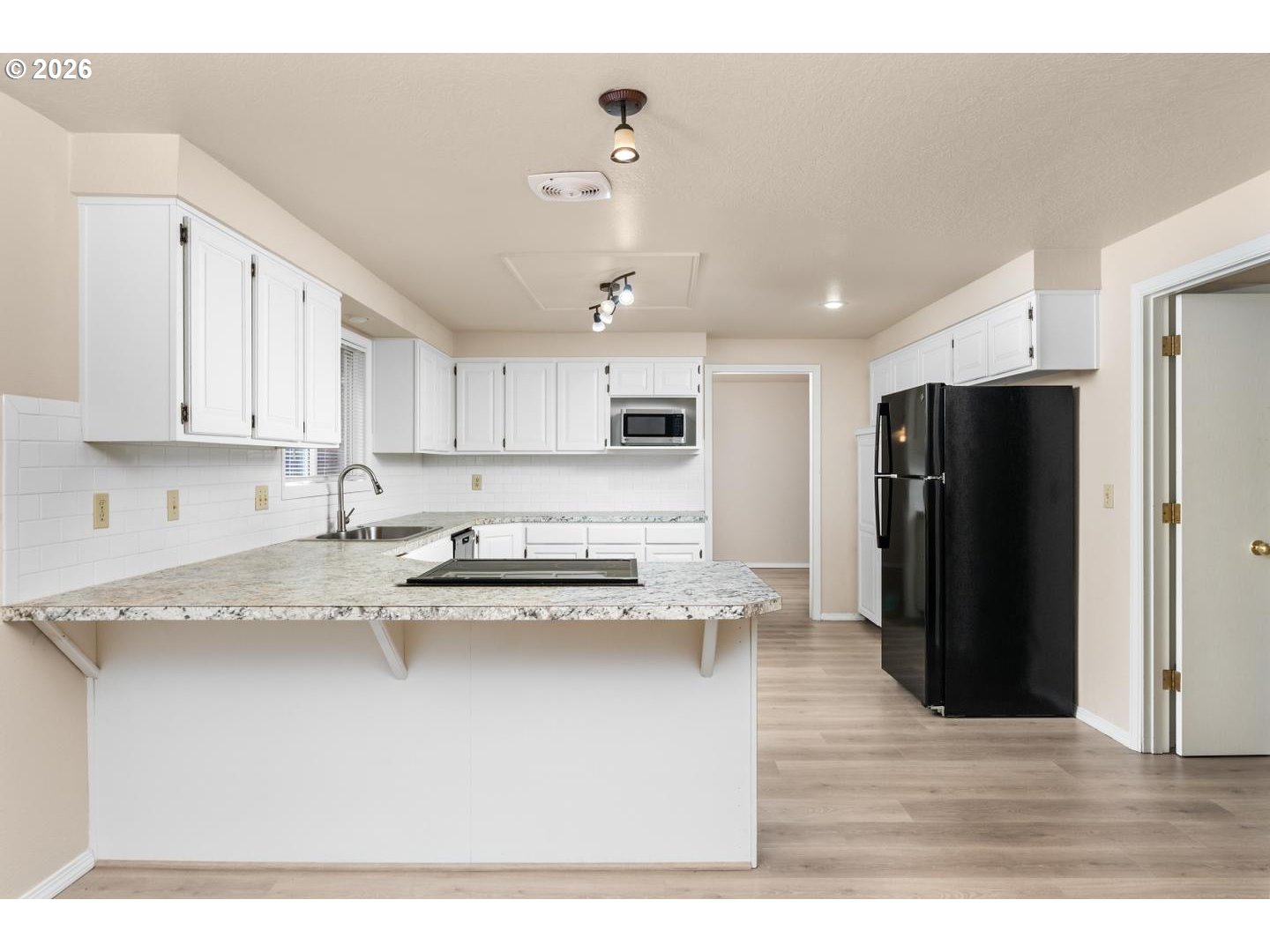 22491 Clark St Property Photo 7