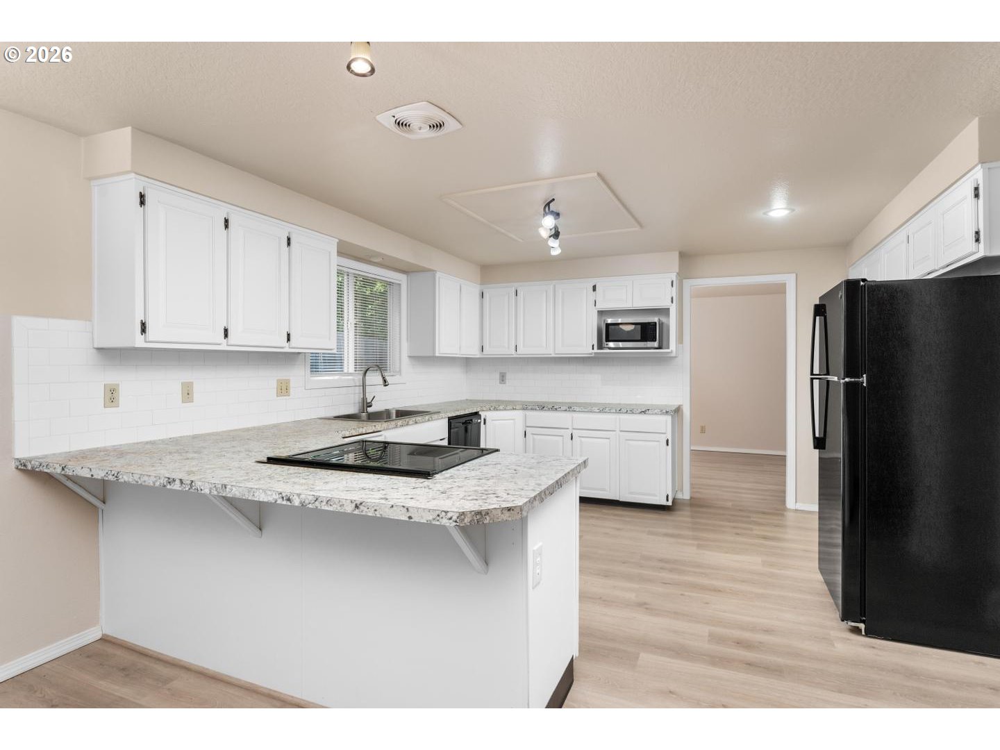 22491 Clark St Property Photo 10