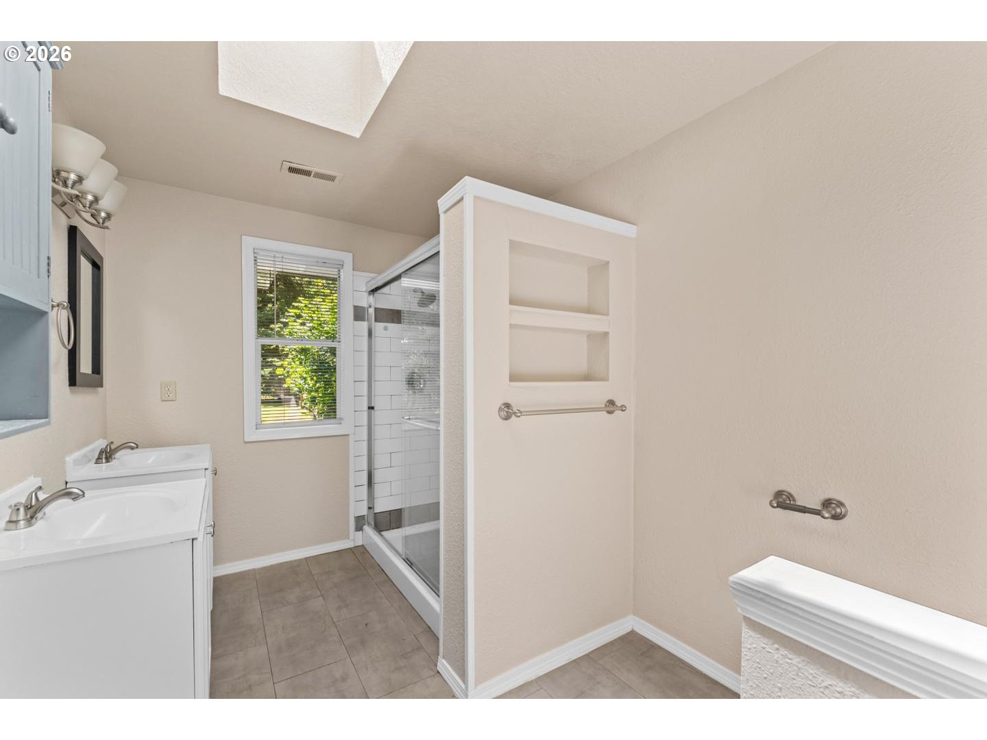 22491 Clark St Property Photo 24