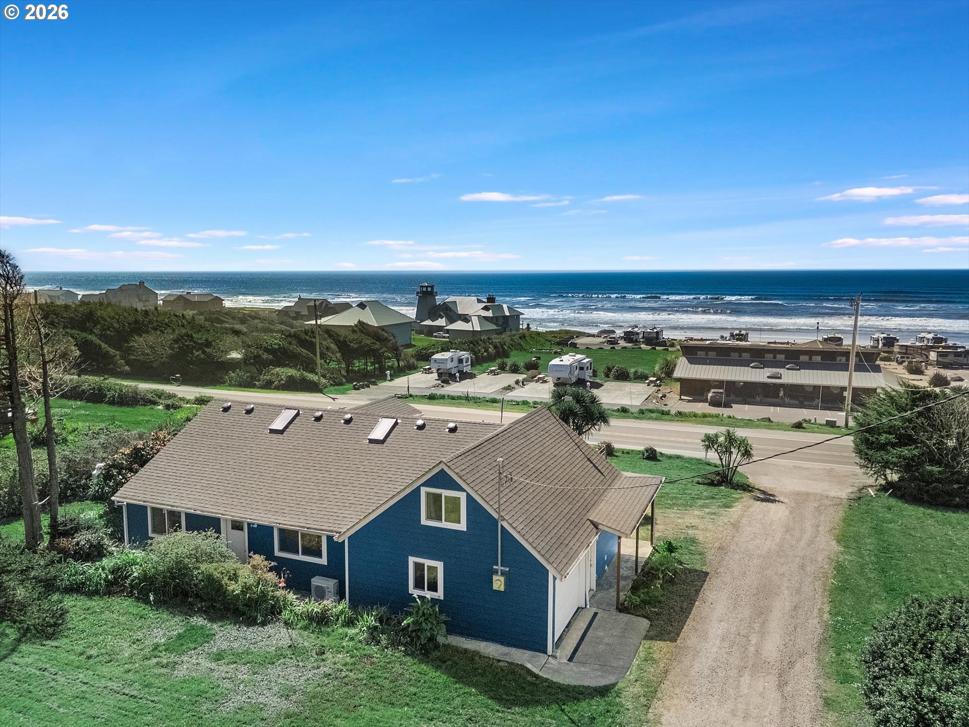 95469 Highway 101 S Property Photo 1