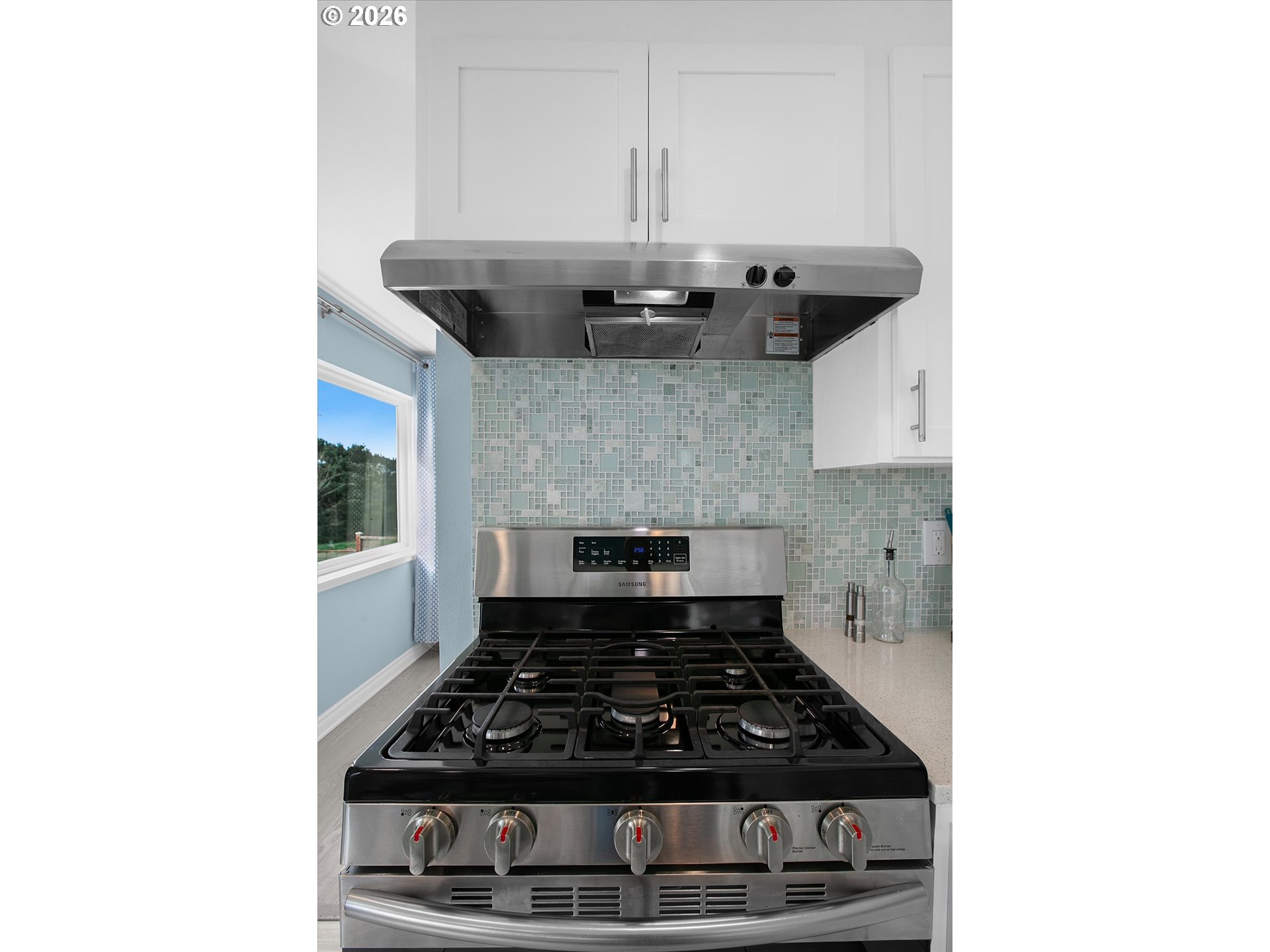 95469 Highway 101 S Property Photo 17