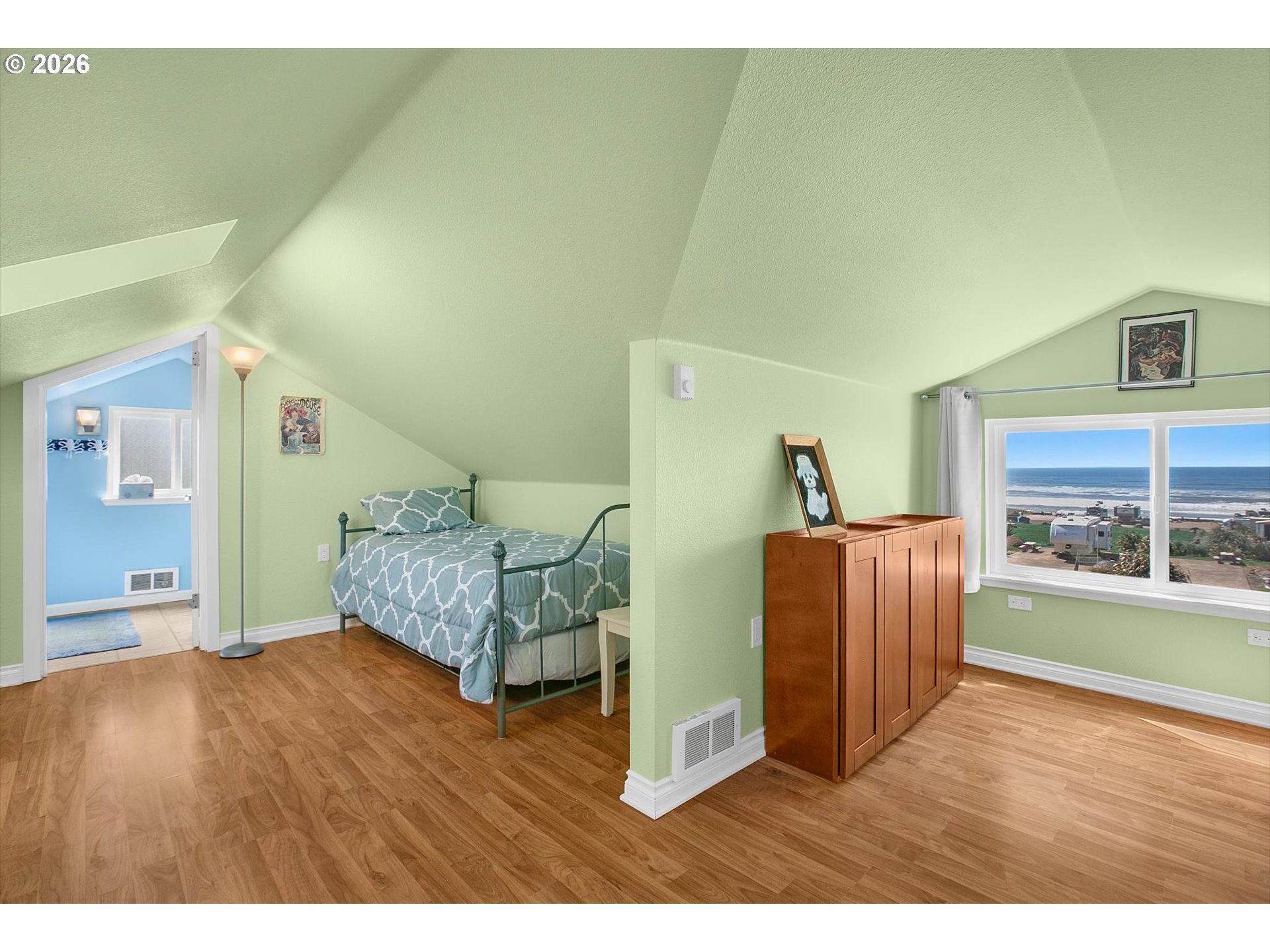 95469 Highway 101 S Property Photo 26