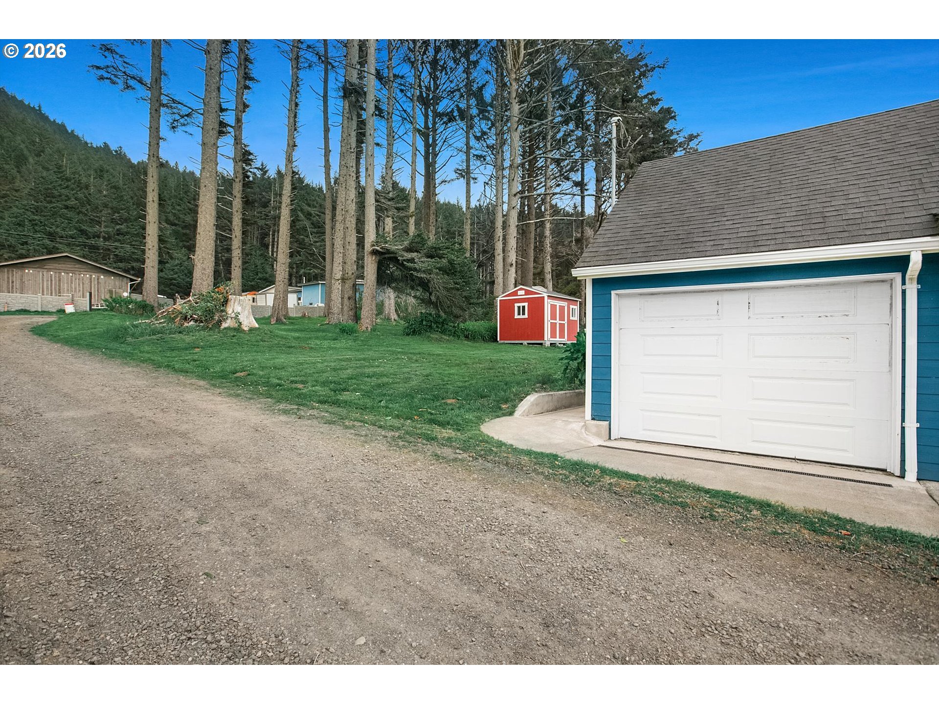 95469 Highway 101 S Property Photo 36