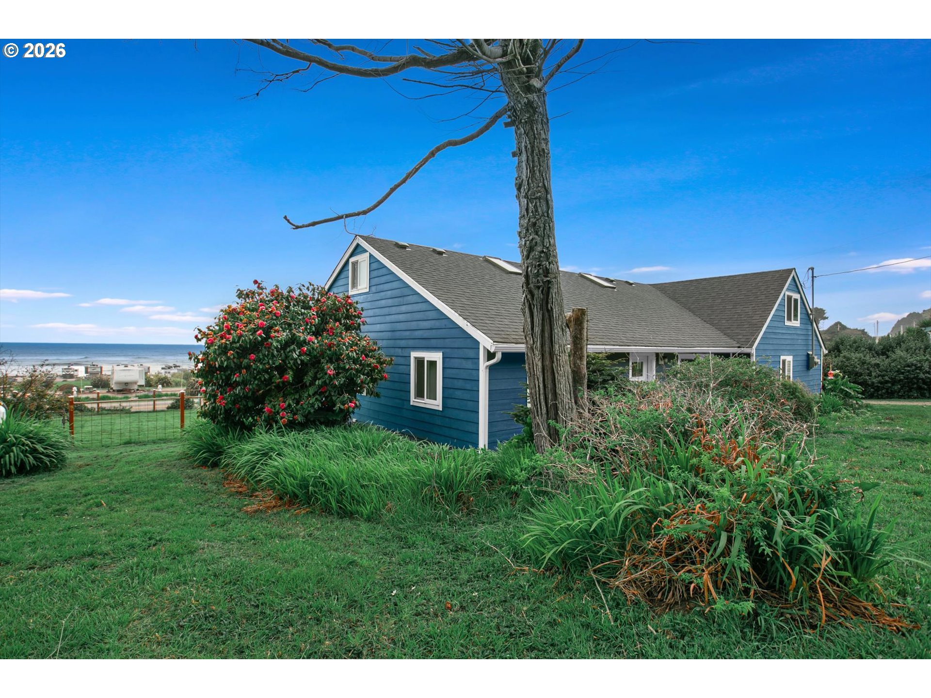 95469 Highway 101 S Property Photo 41