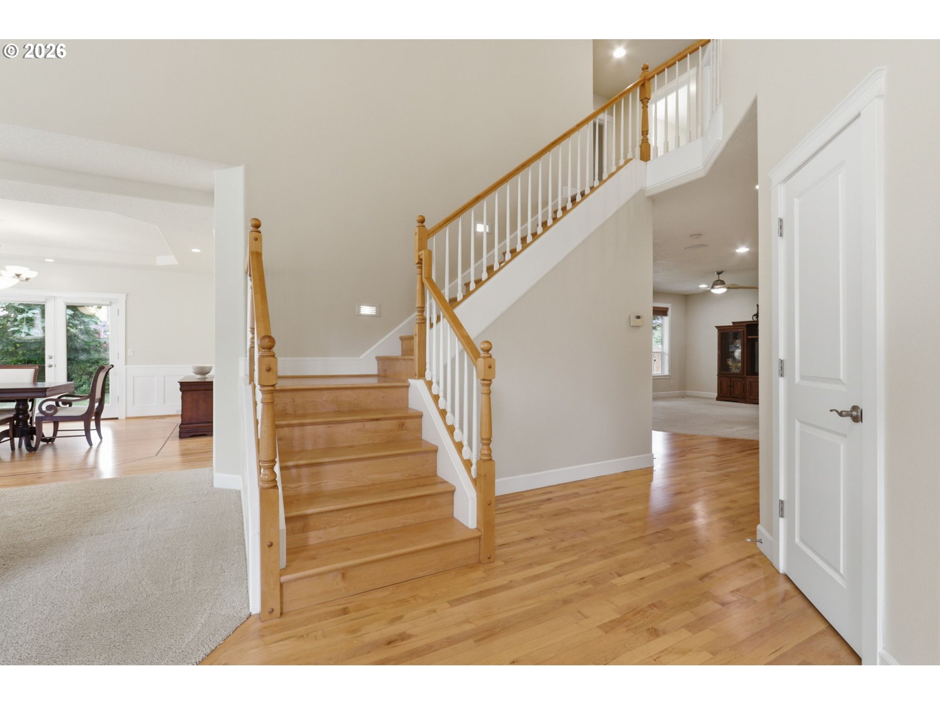 516 Se 200th Pl Property Photo 3
