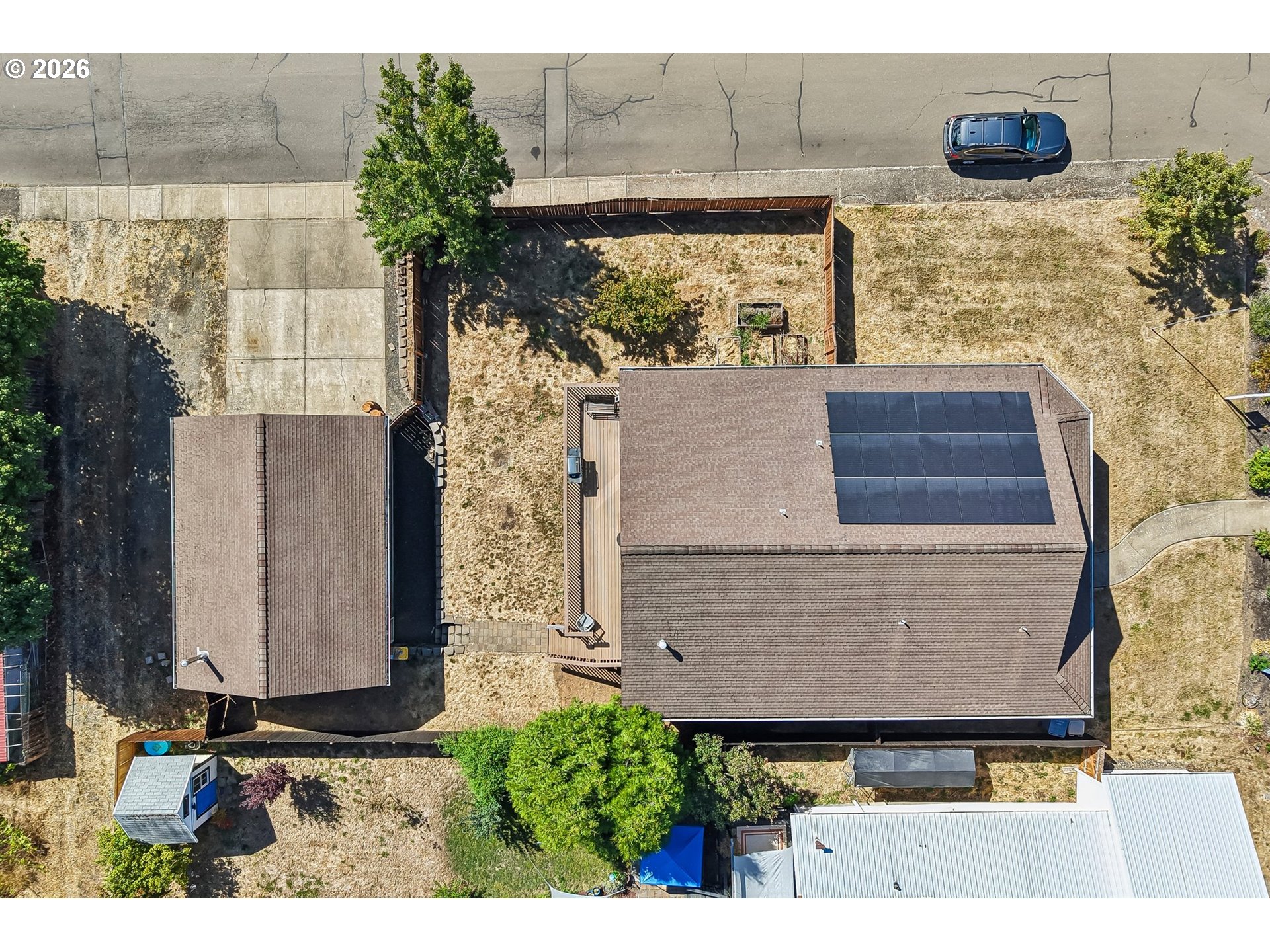 1590 Sw Hill St Property Photo 37