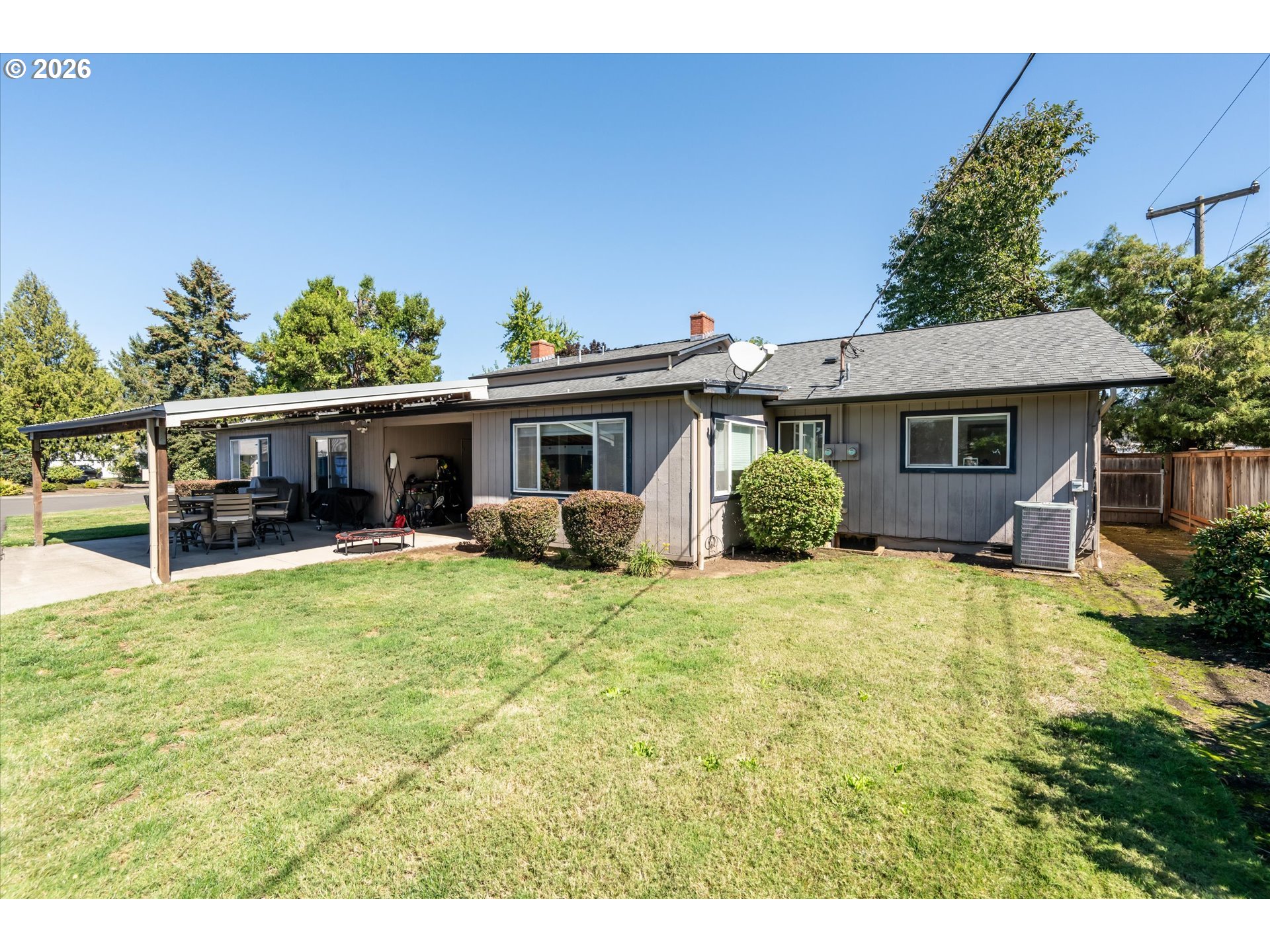 4360 Catalina St Property Photo 40