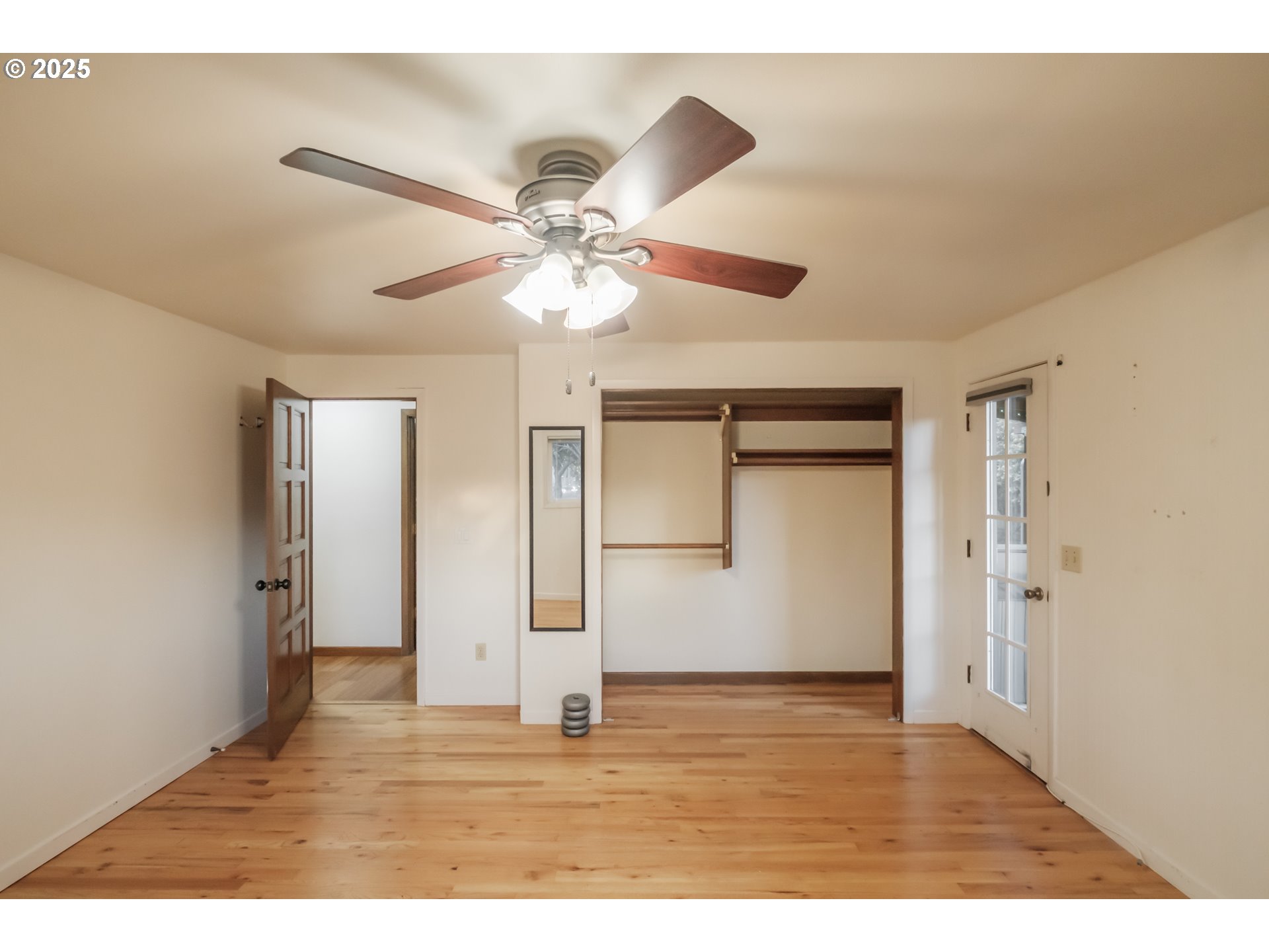 1141 Ne Springwood Dr Property Photo 21