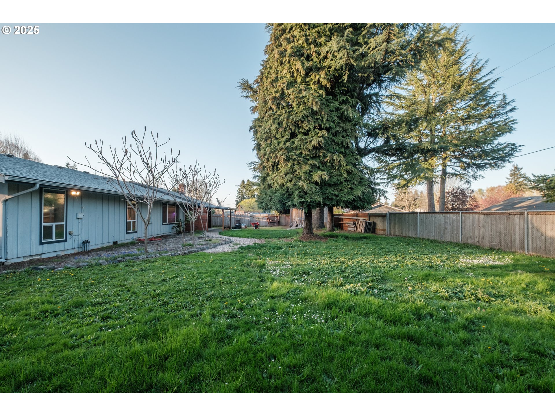 1141 Ne Springwood Dr Property Photo 38