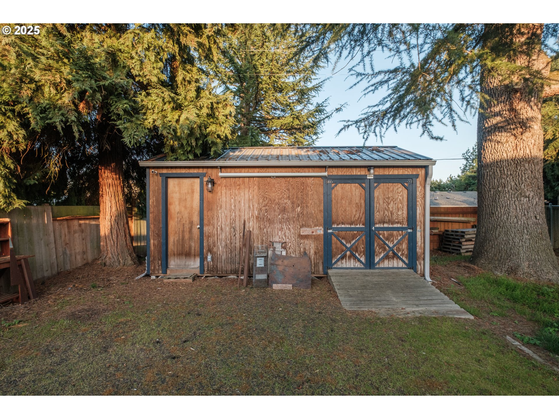 1141 Ne Springwood Dr Property Photo 39