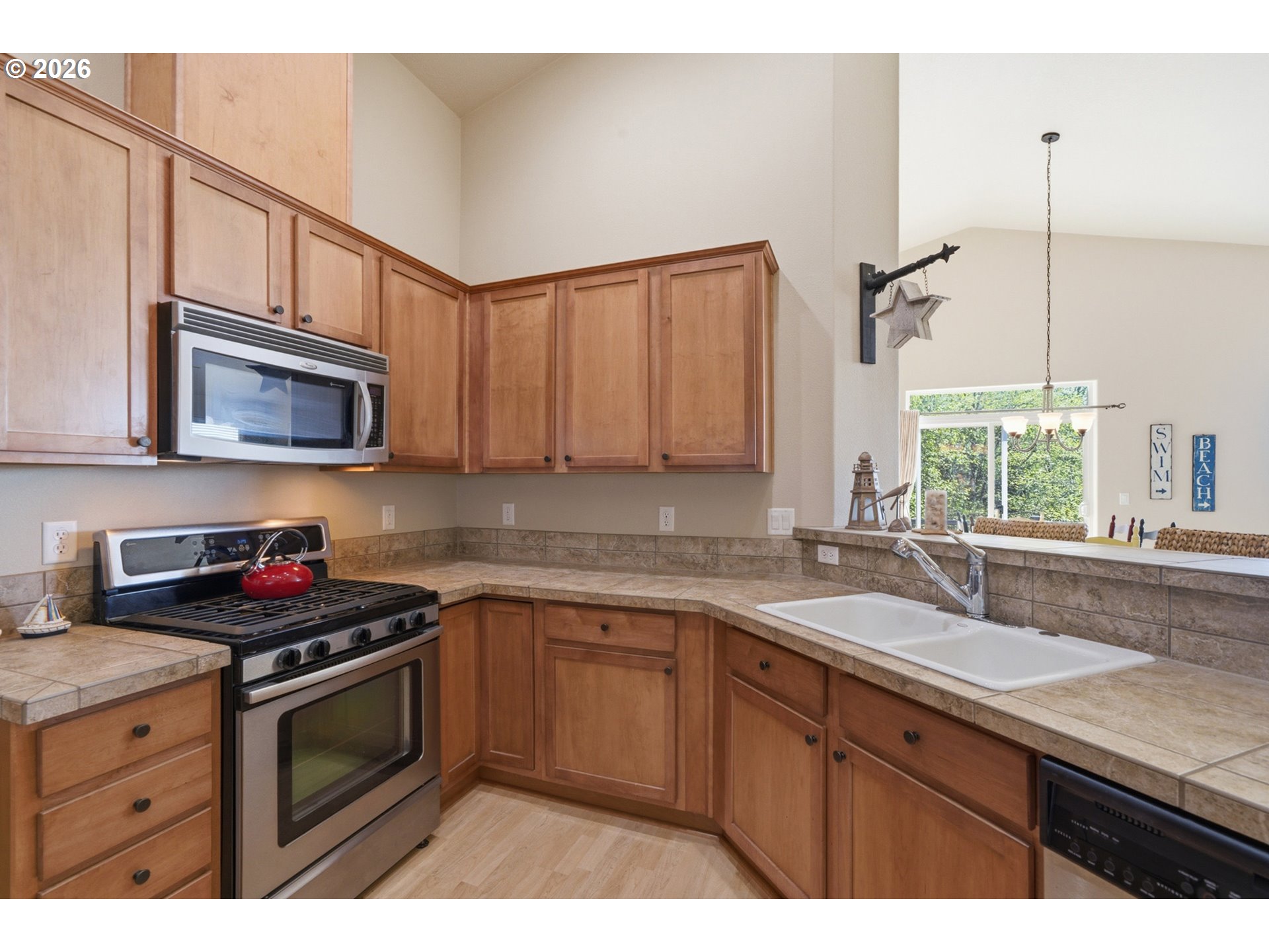 4335 Sequoia Loop Property Photo 12