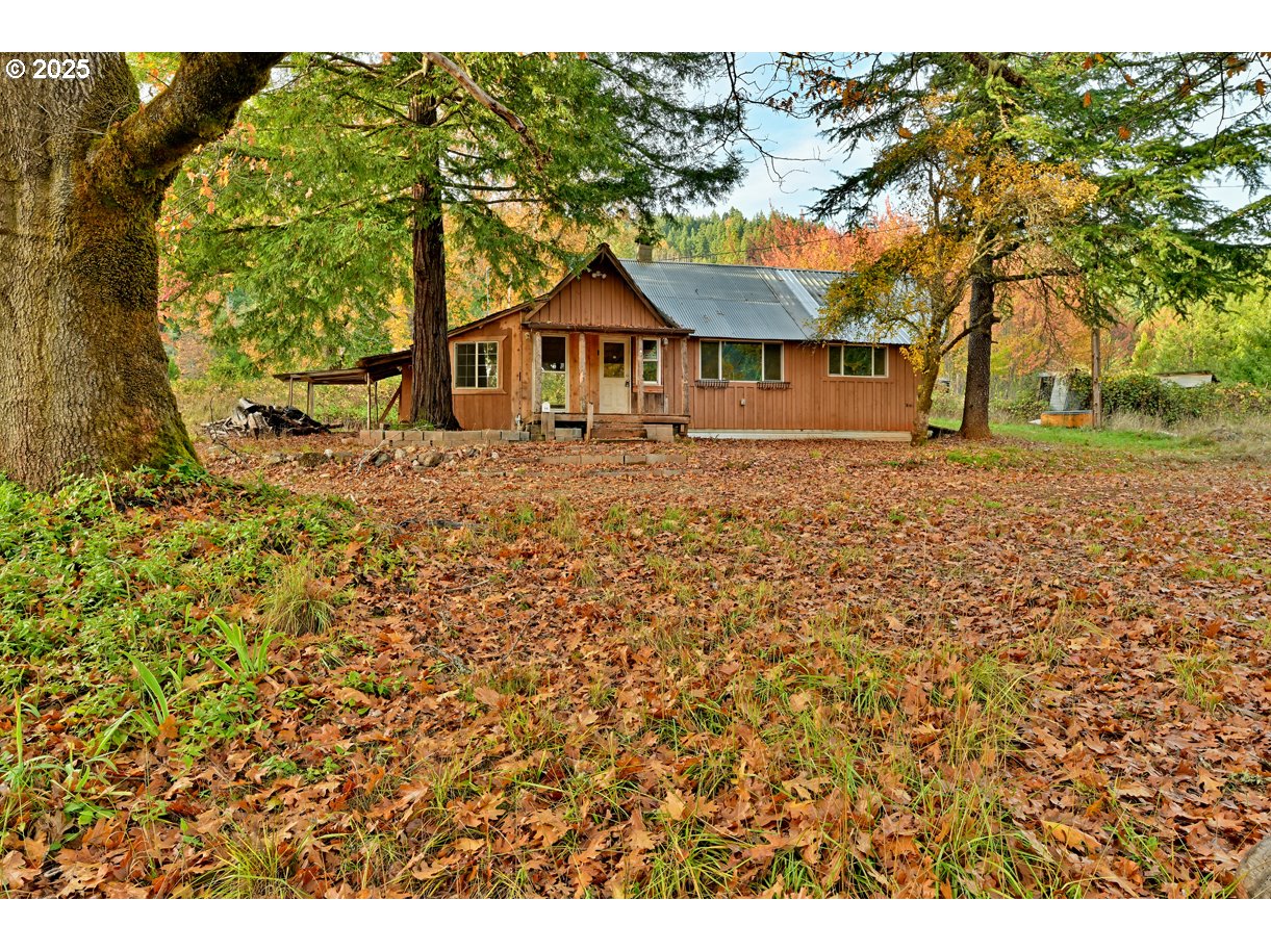 1480 Bridge Ln Property Photo 13