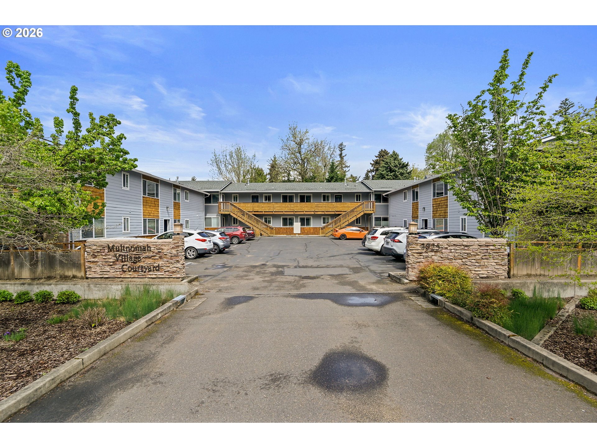 3925 Sw Multnomah Blvd 201 Property Photo 1