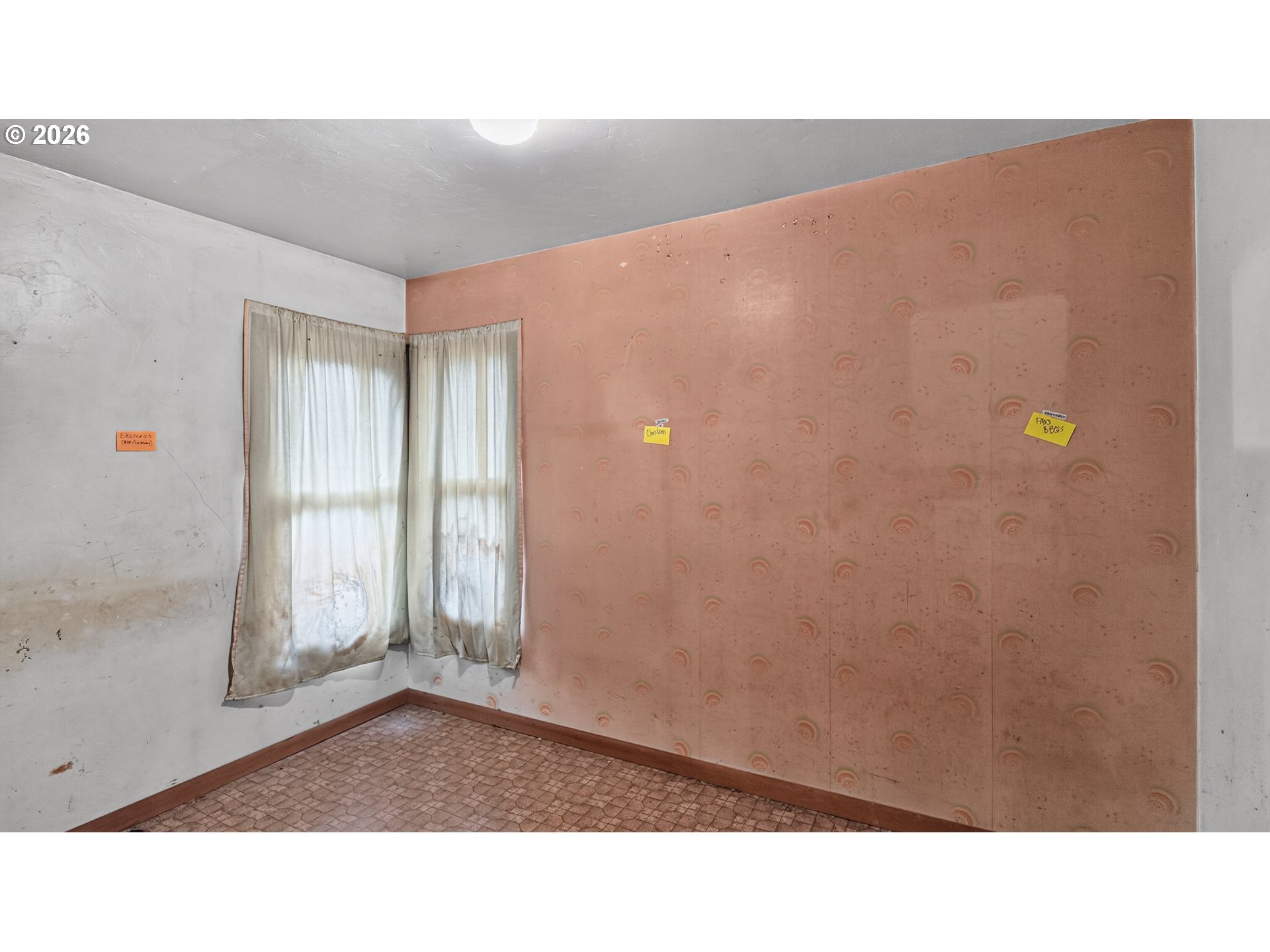 42 E St Property Photo 8