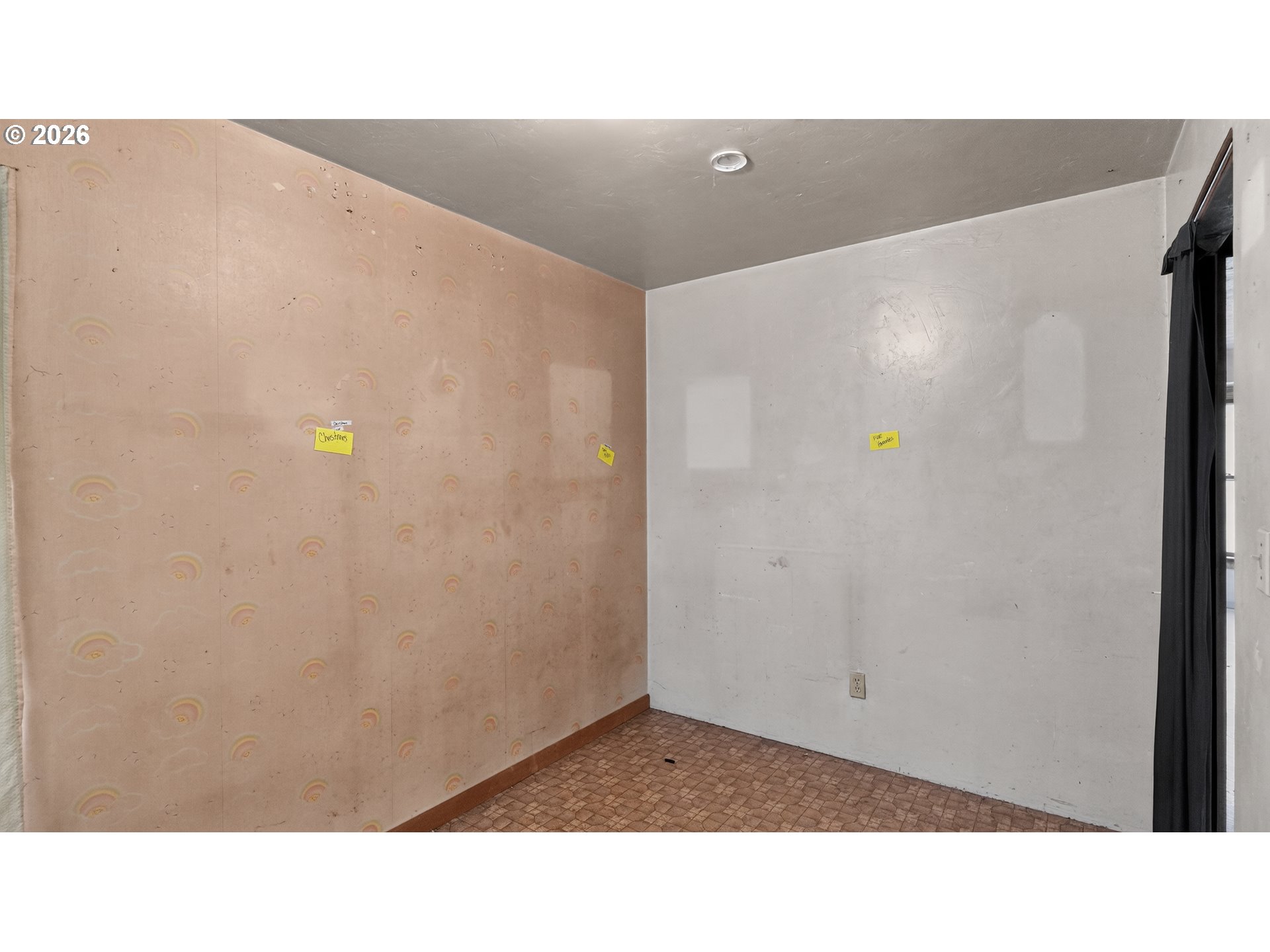 42 E St Property Photo 15