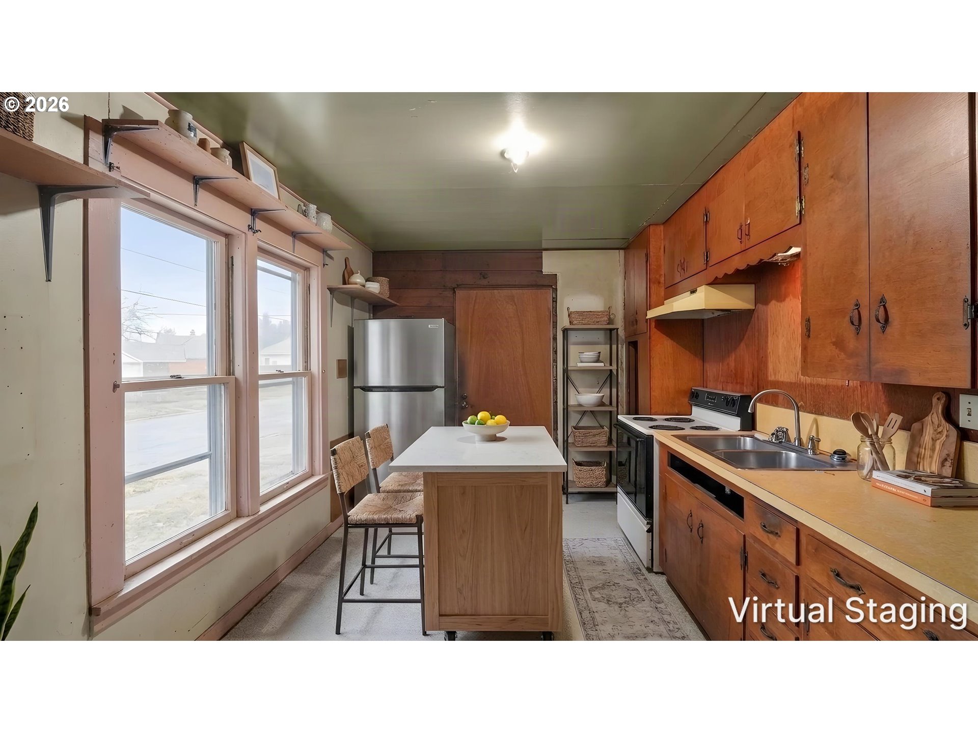 42 E St Property Photo 19