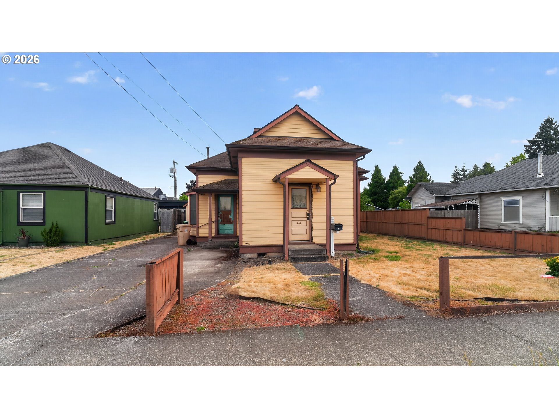 42 E St Property Photo 26