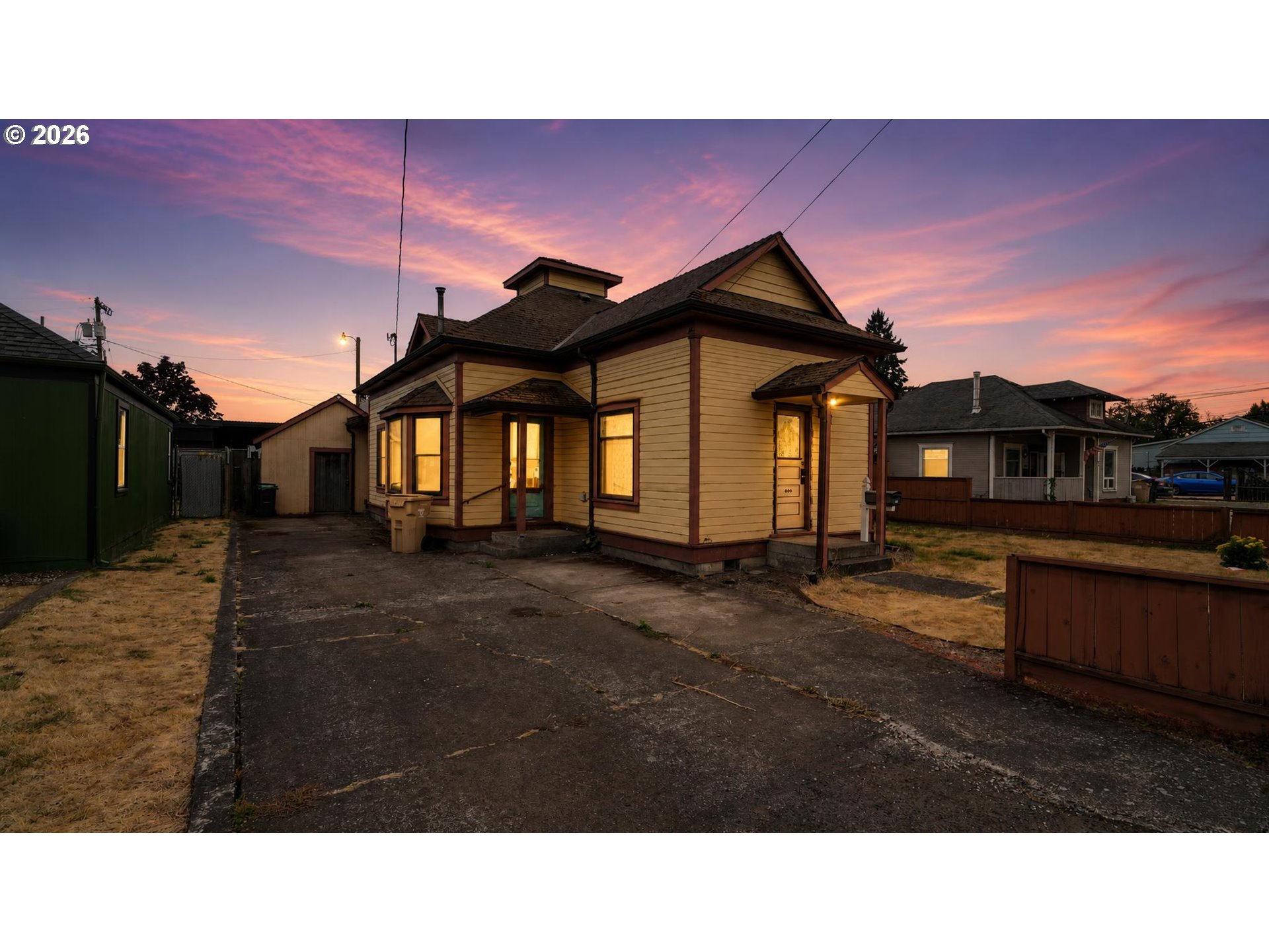 42 E St Property Photo 32