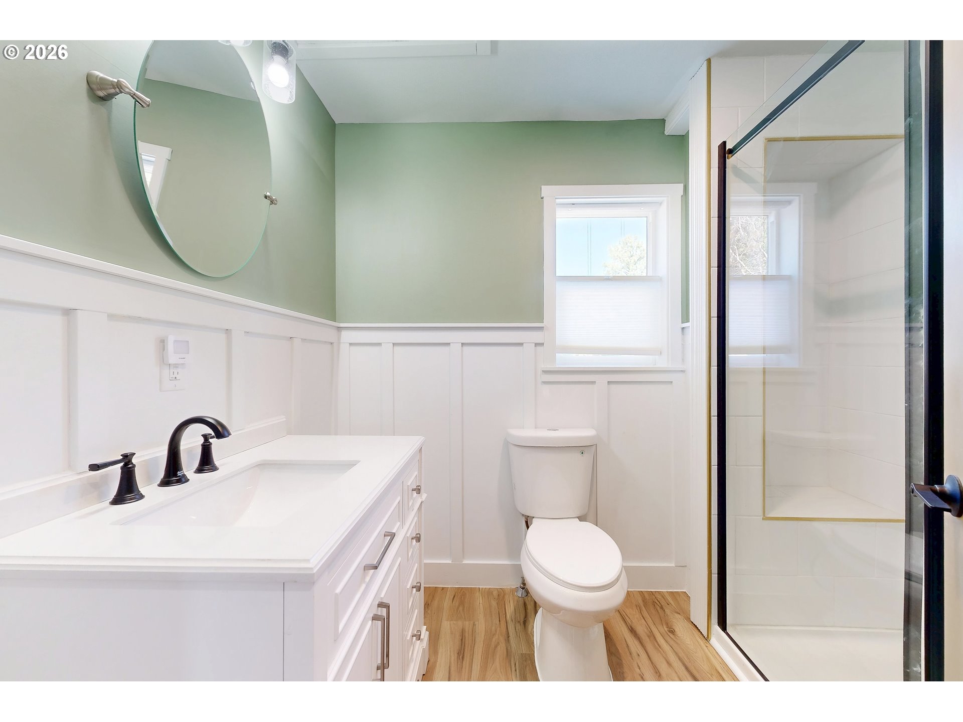905 Cowl St Property Photo 11