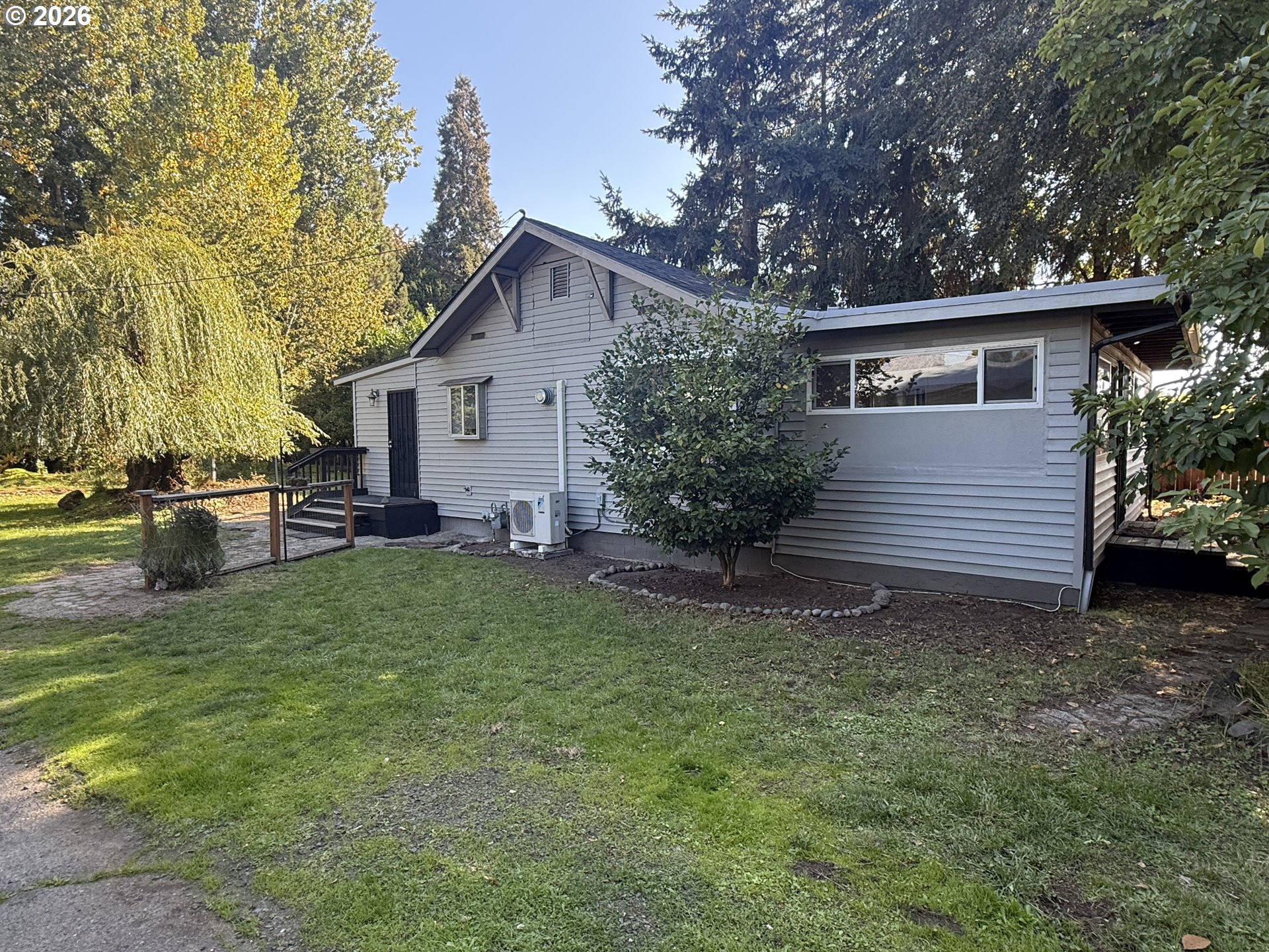 3849 ROOSEVELT BLVD Property Photo 1