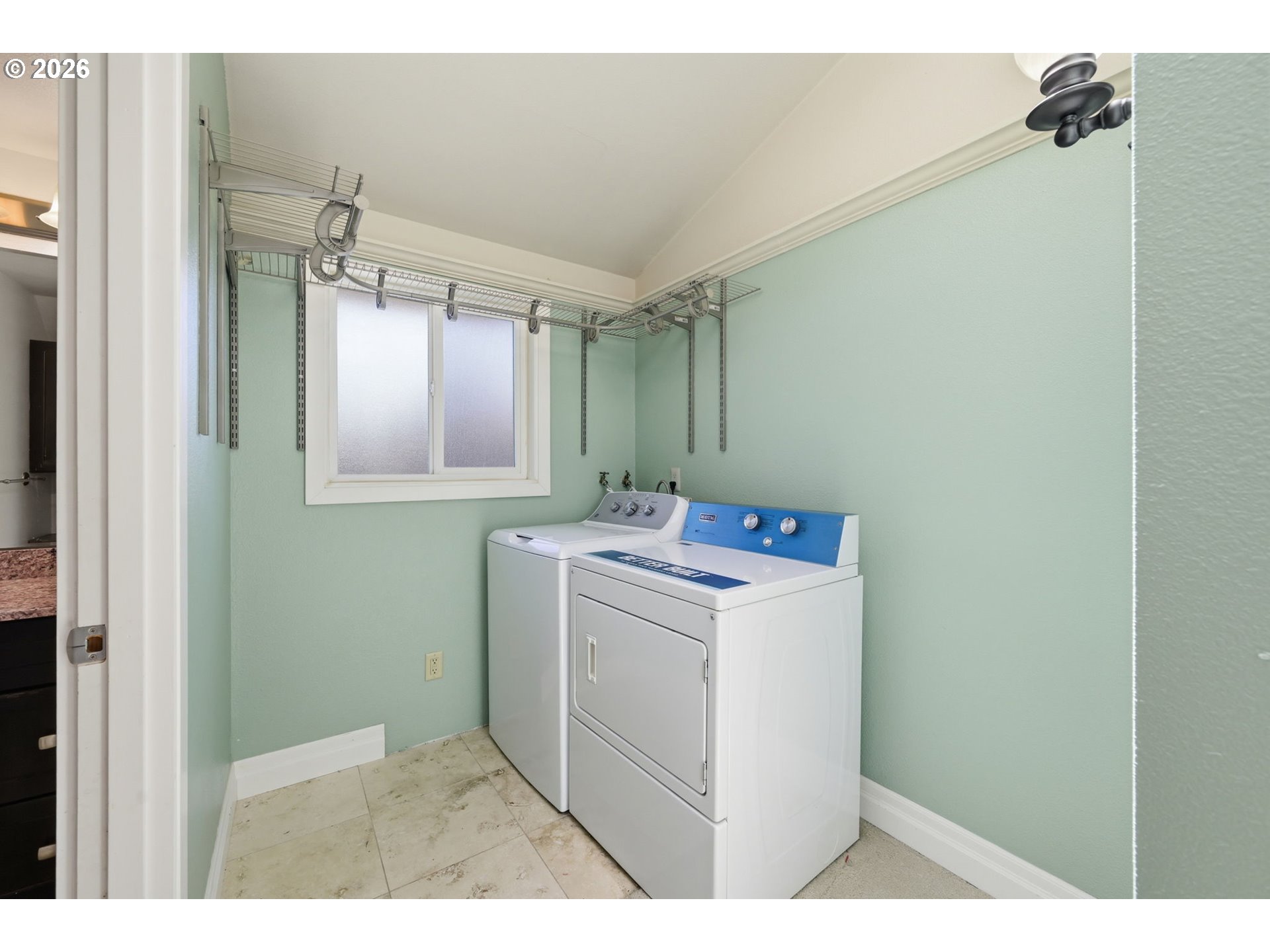 2501 Stratford St Property Photo 23