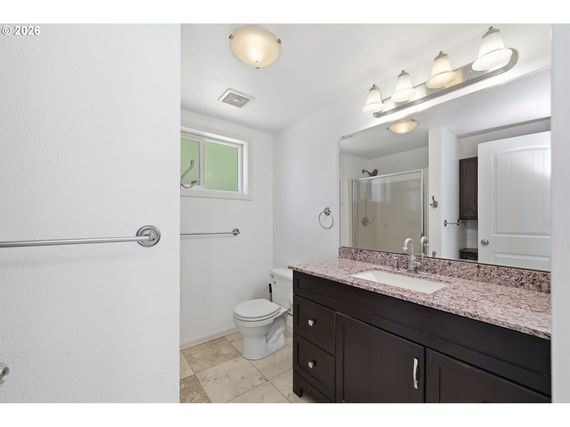 2501 Stratford St Property Photo 24