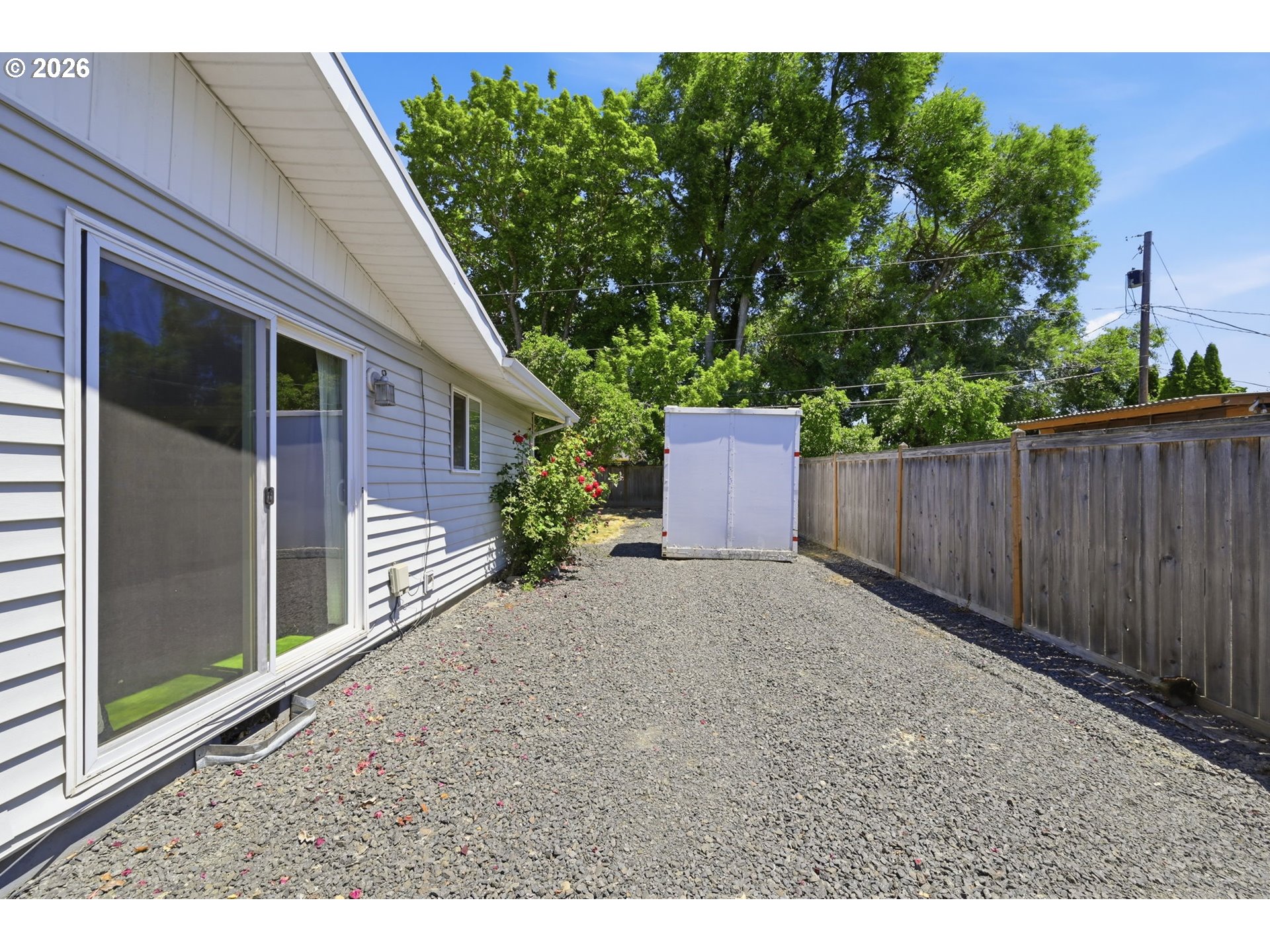 2501 Stratford St Property Photo 34